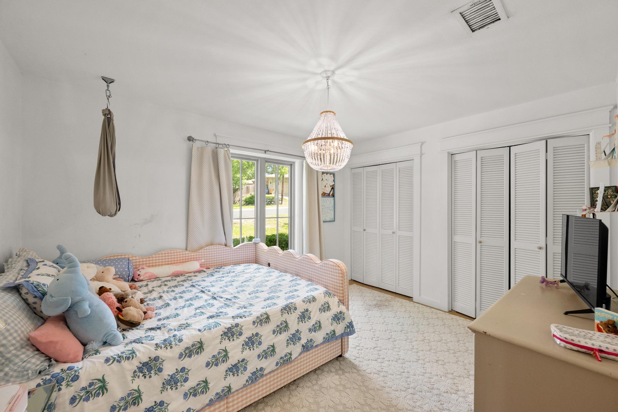 8829 Silverarrow Cir, Austin, TX 78759
