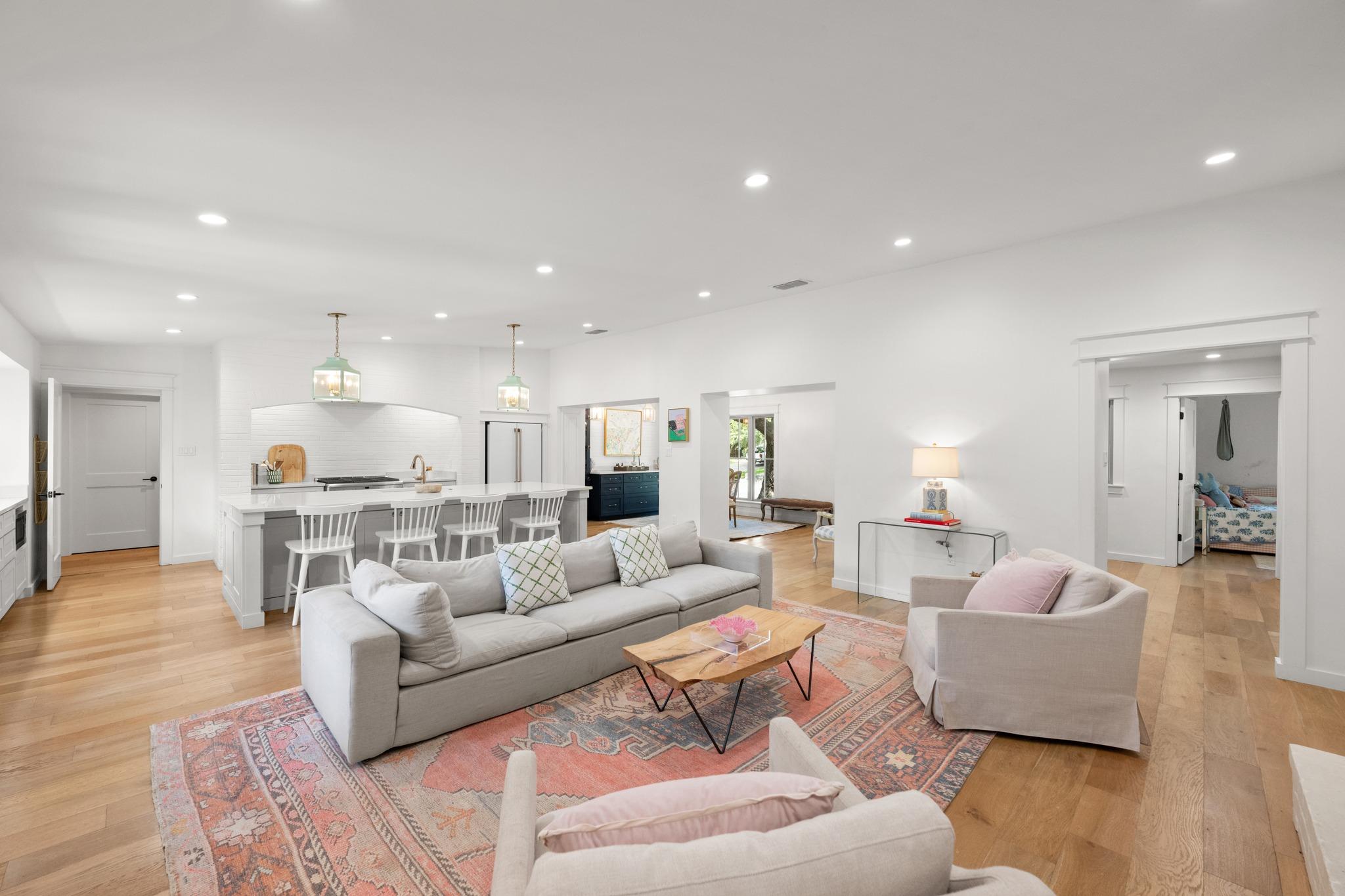 8829 Silverarrow Cir, Austin, TX 78759