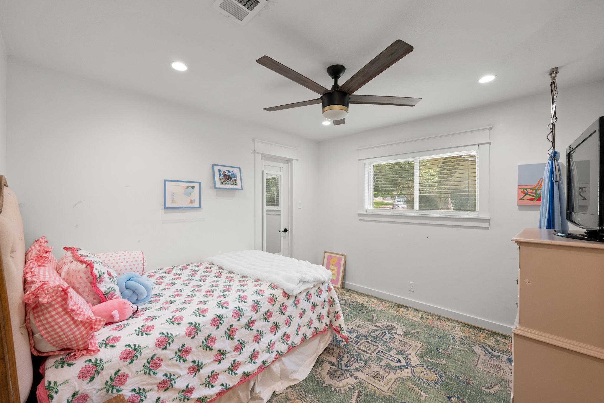 8829 Silverarrow Cir, Austin, TX 78759
