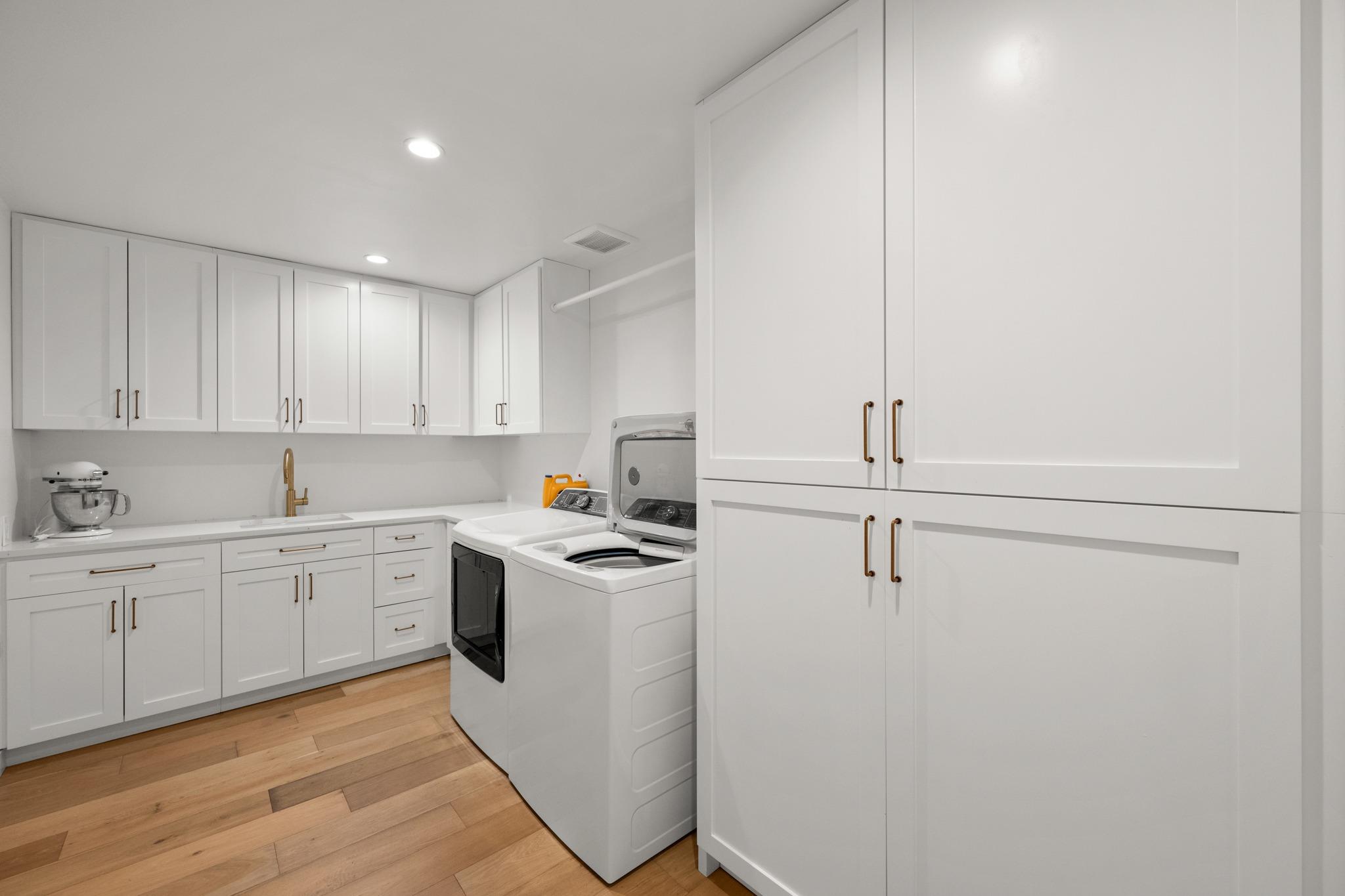 8829 Silverarrow Cir, Austin, TX 78759