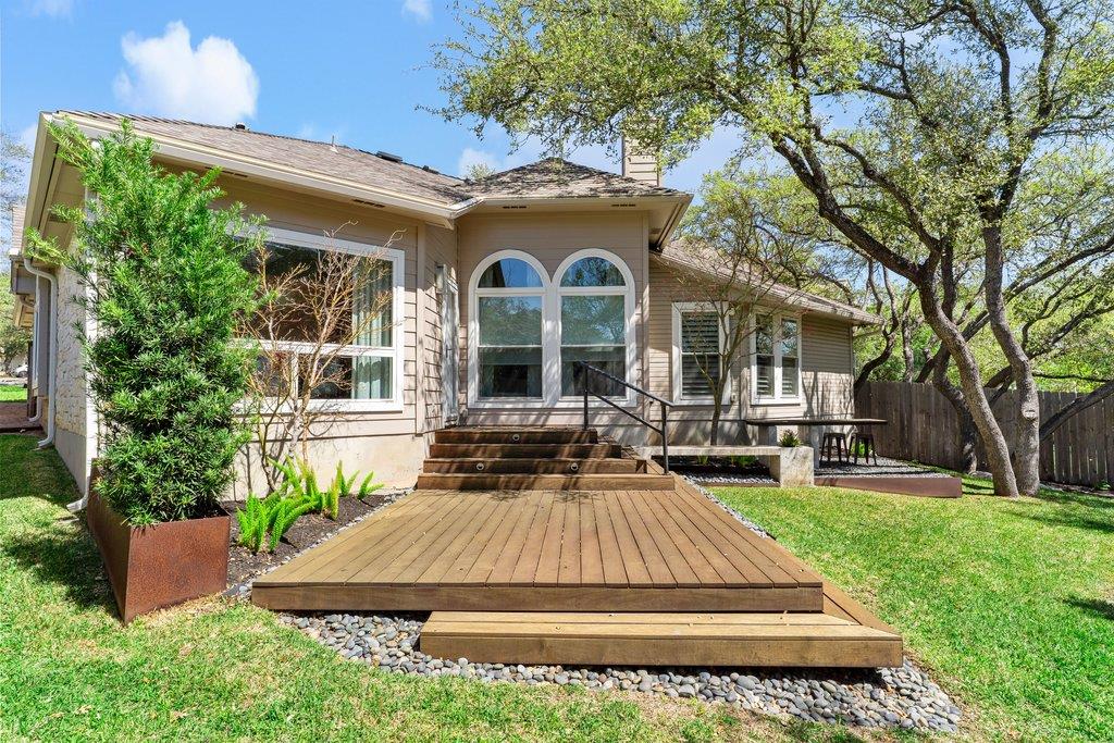 6913 Auckland Dr, Austin, TX 78749