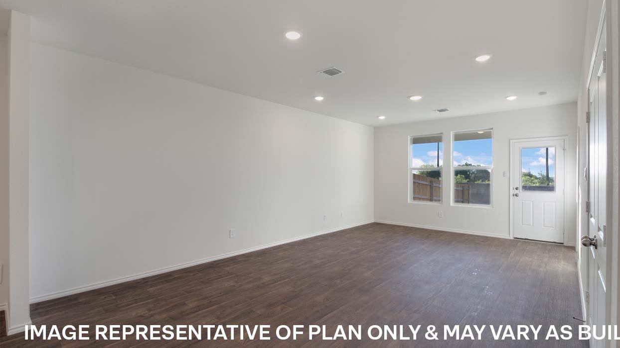 207 A HARRISON Xing, Uhland, TX 78640