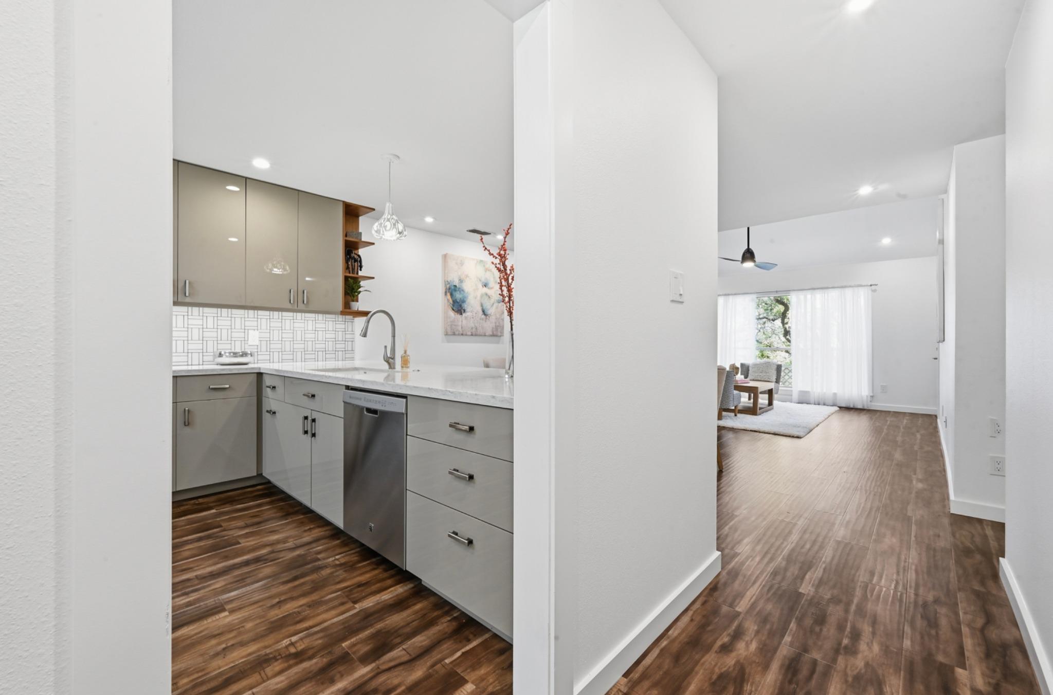 3857 Williamsburg Cir, Austin, TX 78731