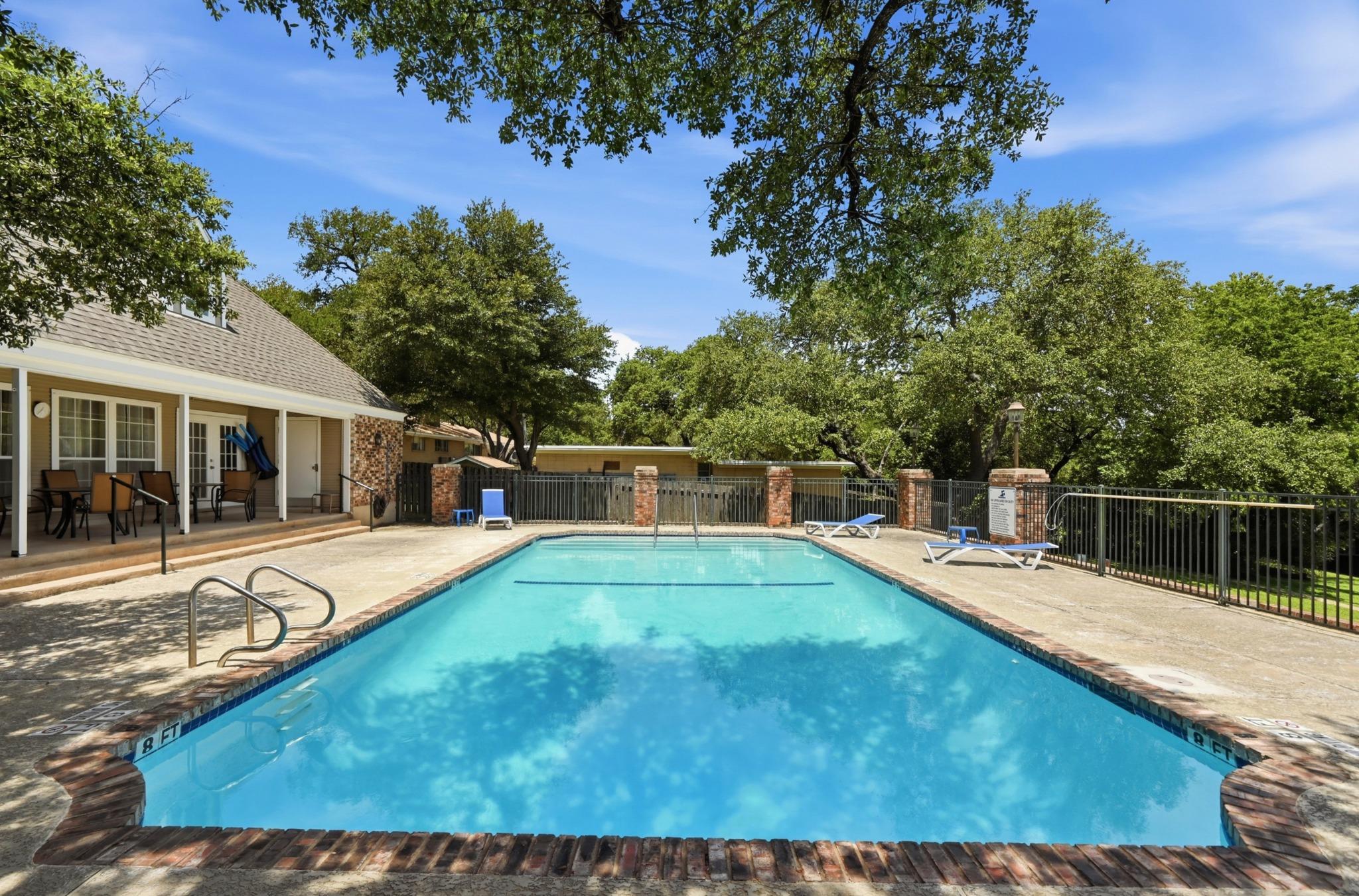 3857 Williamsburg Cir, Austin, TX 78731