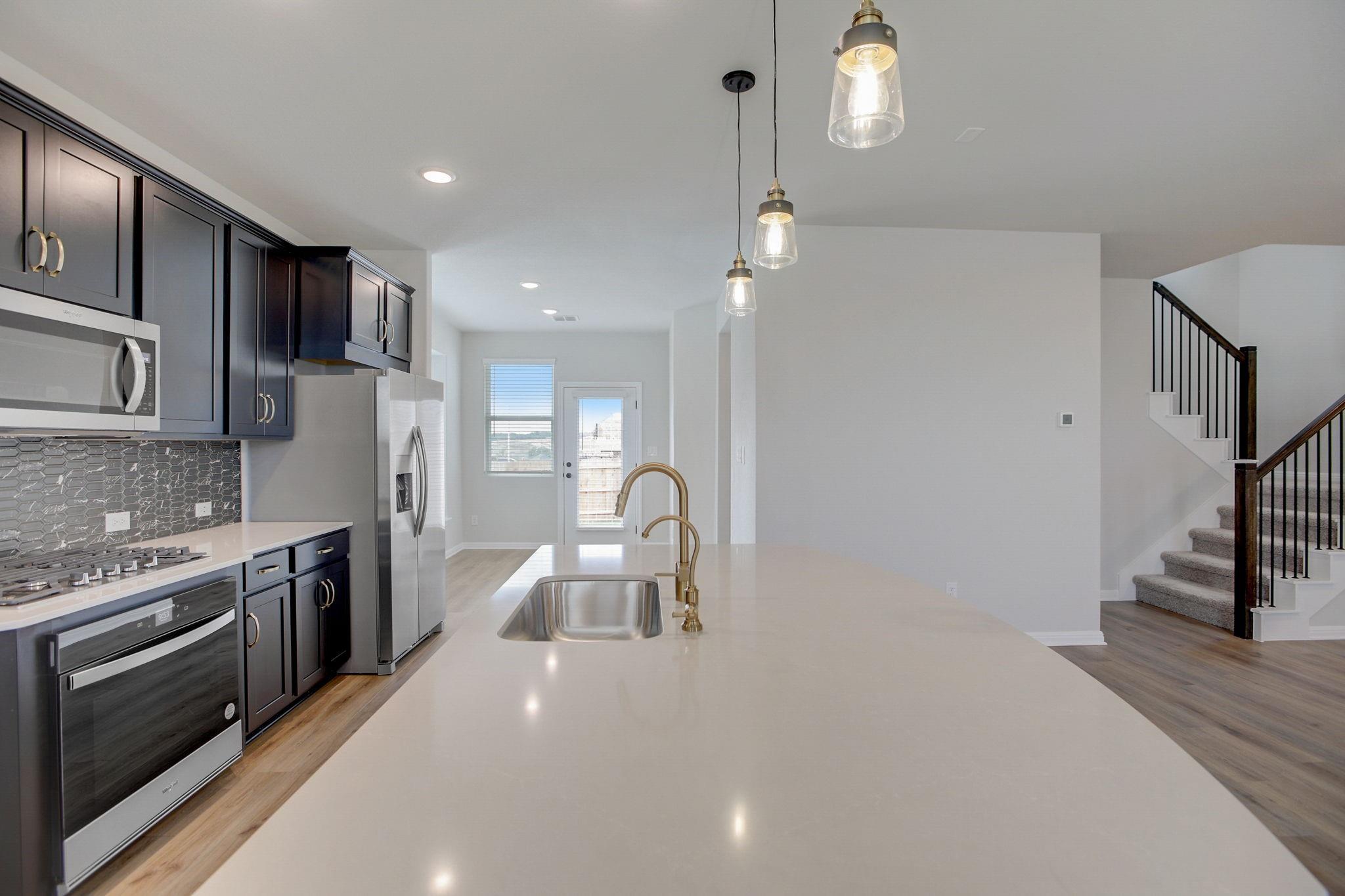 125 Clemens Dr, Liberty Hill, TX 78642