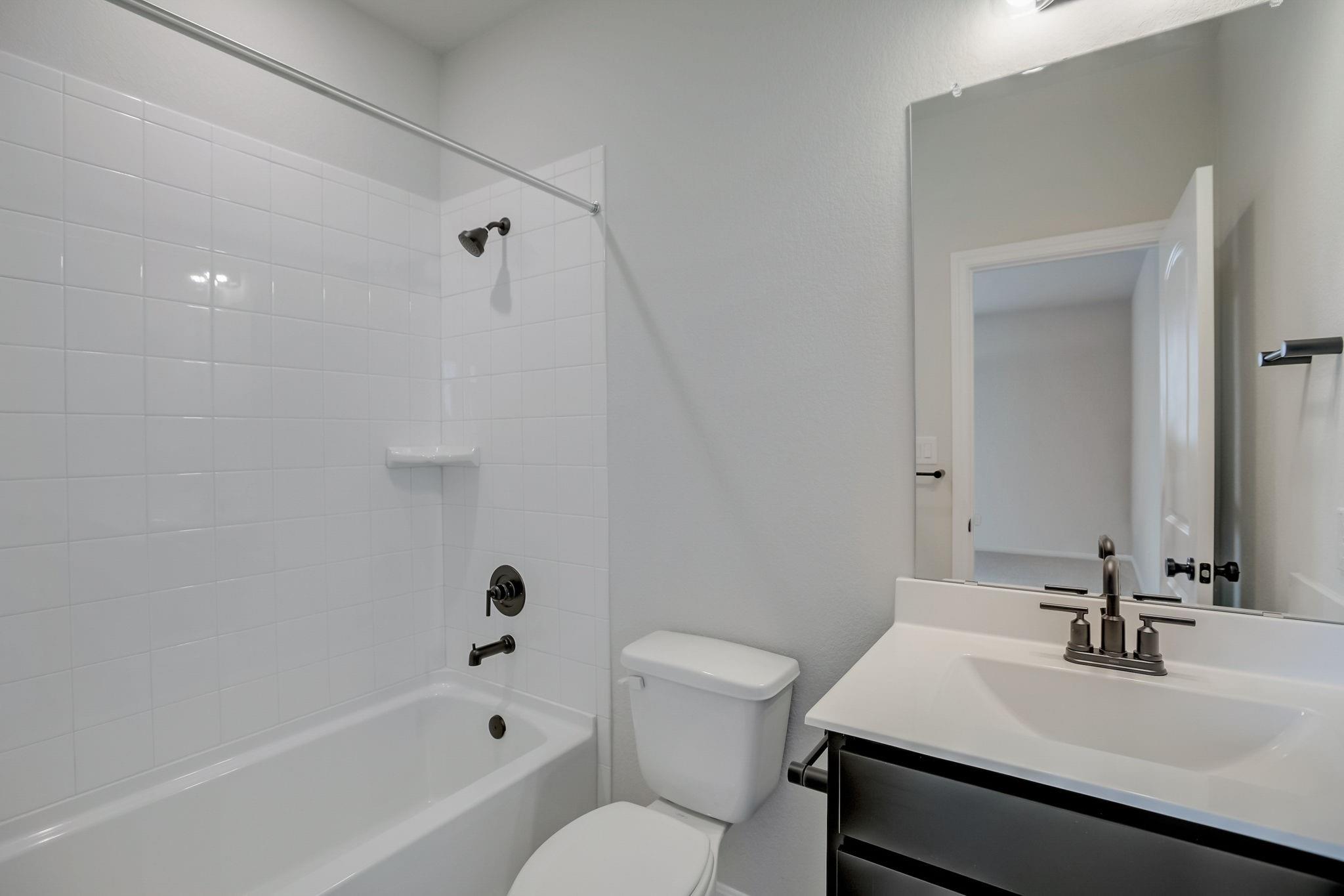 125 Clemens Dr, Liberty Hill, TX 78642