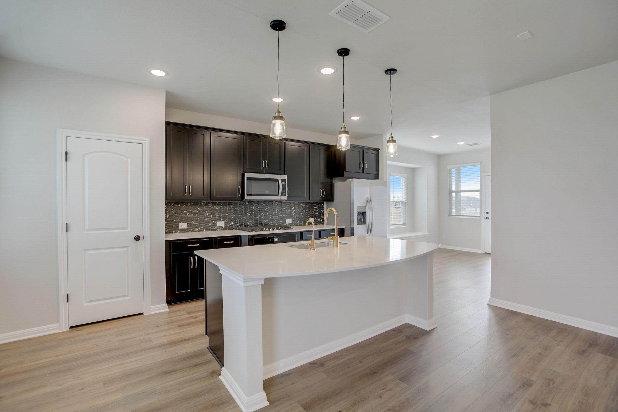 125 Clemens Dr, Liberty Hill, TX 78642