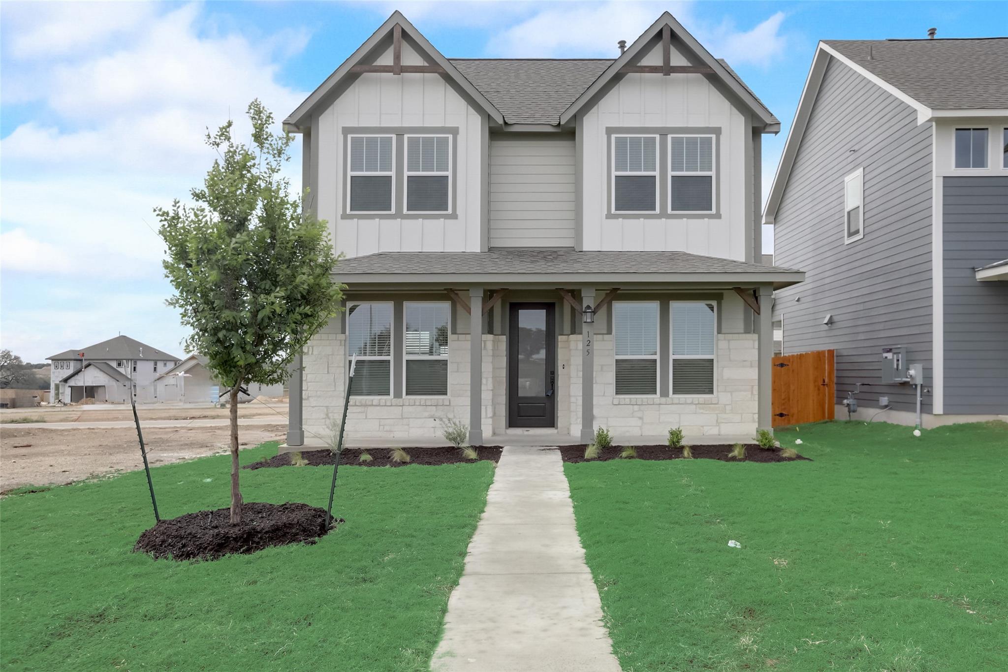 125 Clemens Dr, Liberty Hill, TX 78642