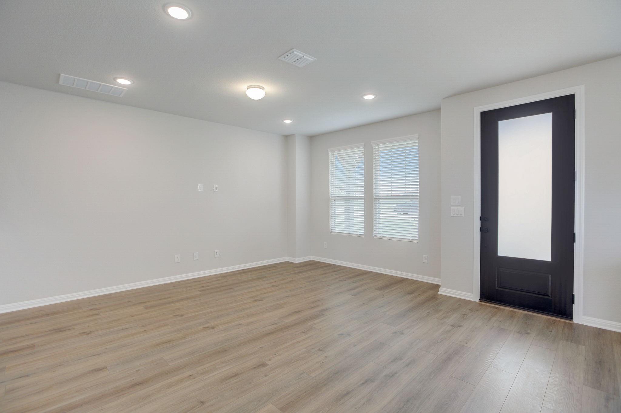 125 Clemens Dr, Liberty Hill, TX 78642