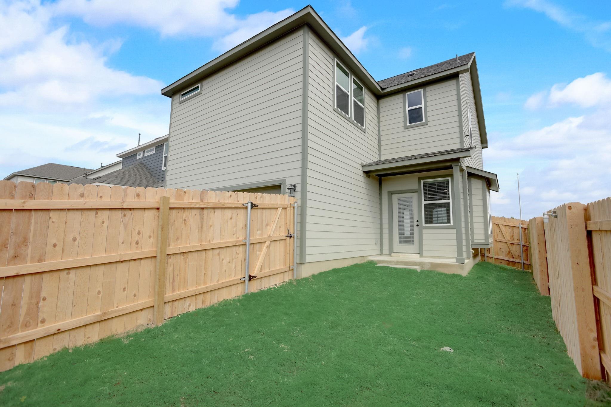 125 Clemens Dr, Liberty Hill, TX 78642