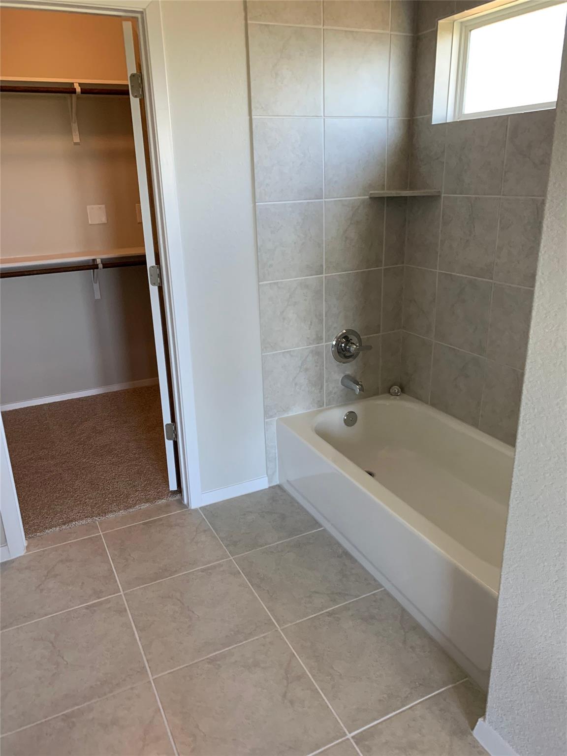 8116 Bronco Ln, Lago Vista, TX 78645