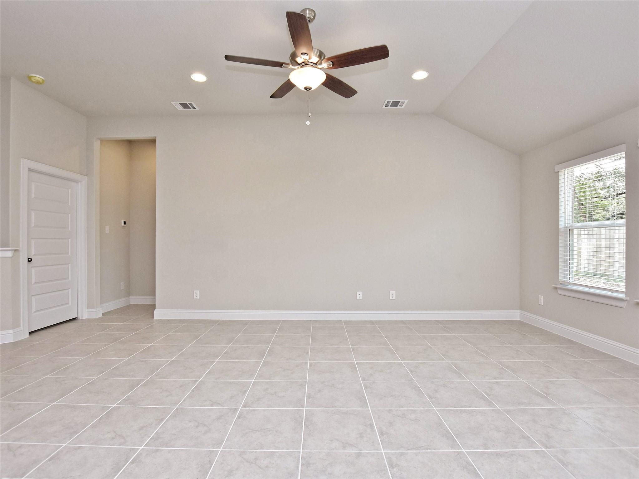 8116 Bronco Ln, Lago Vista, TX 78645