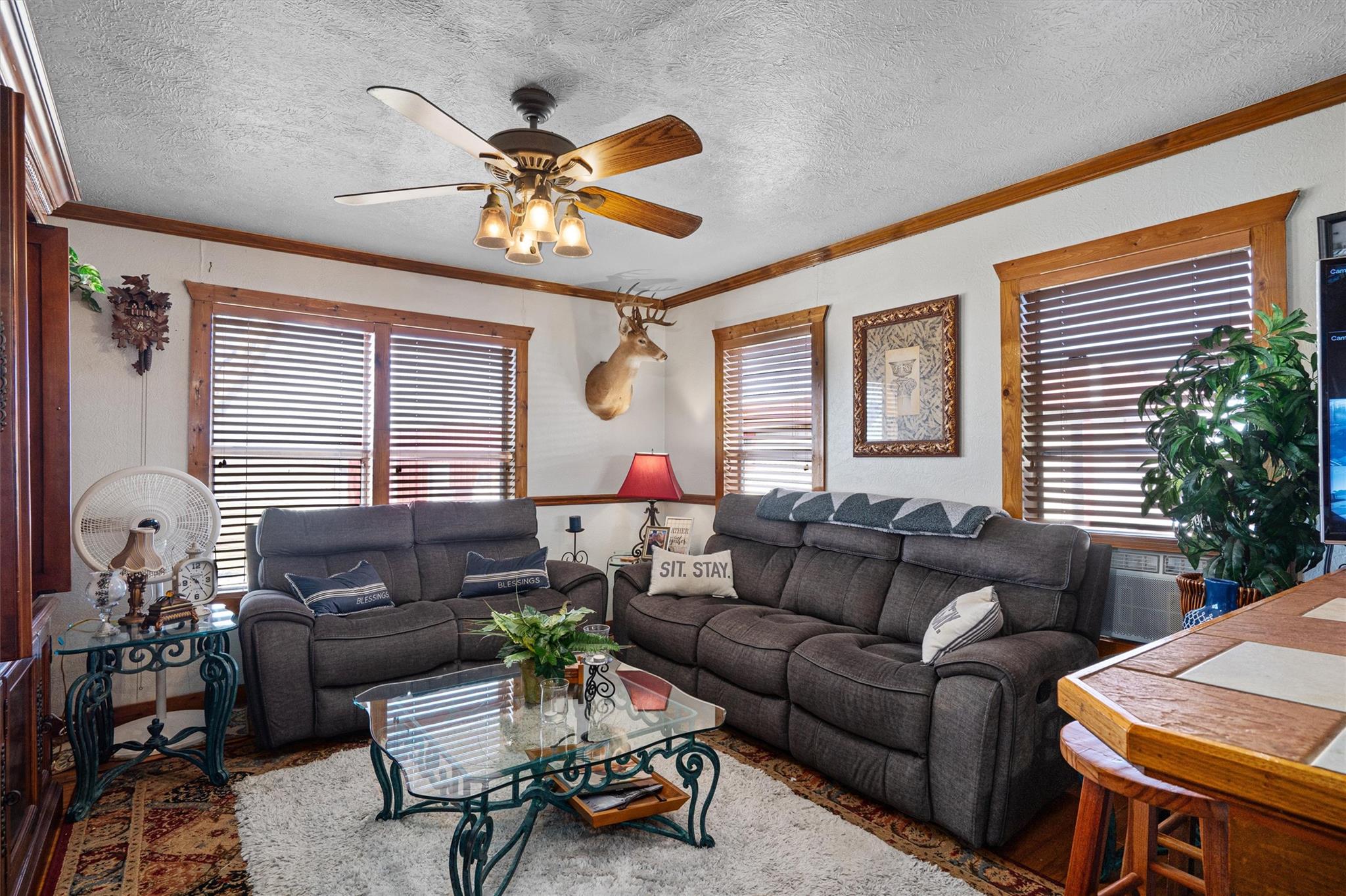 5300A County Road 424, Taylor, TX 76574