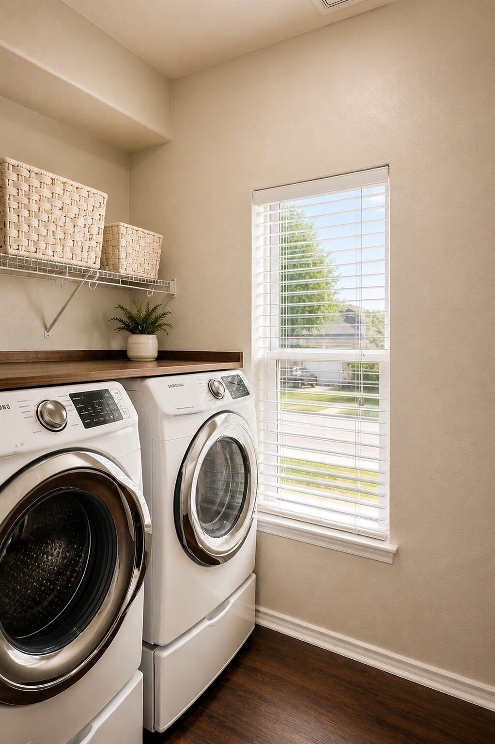 214 Lidell St, Hutto, TX 78634