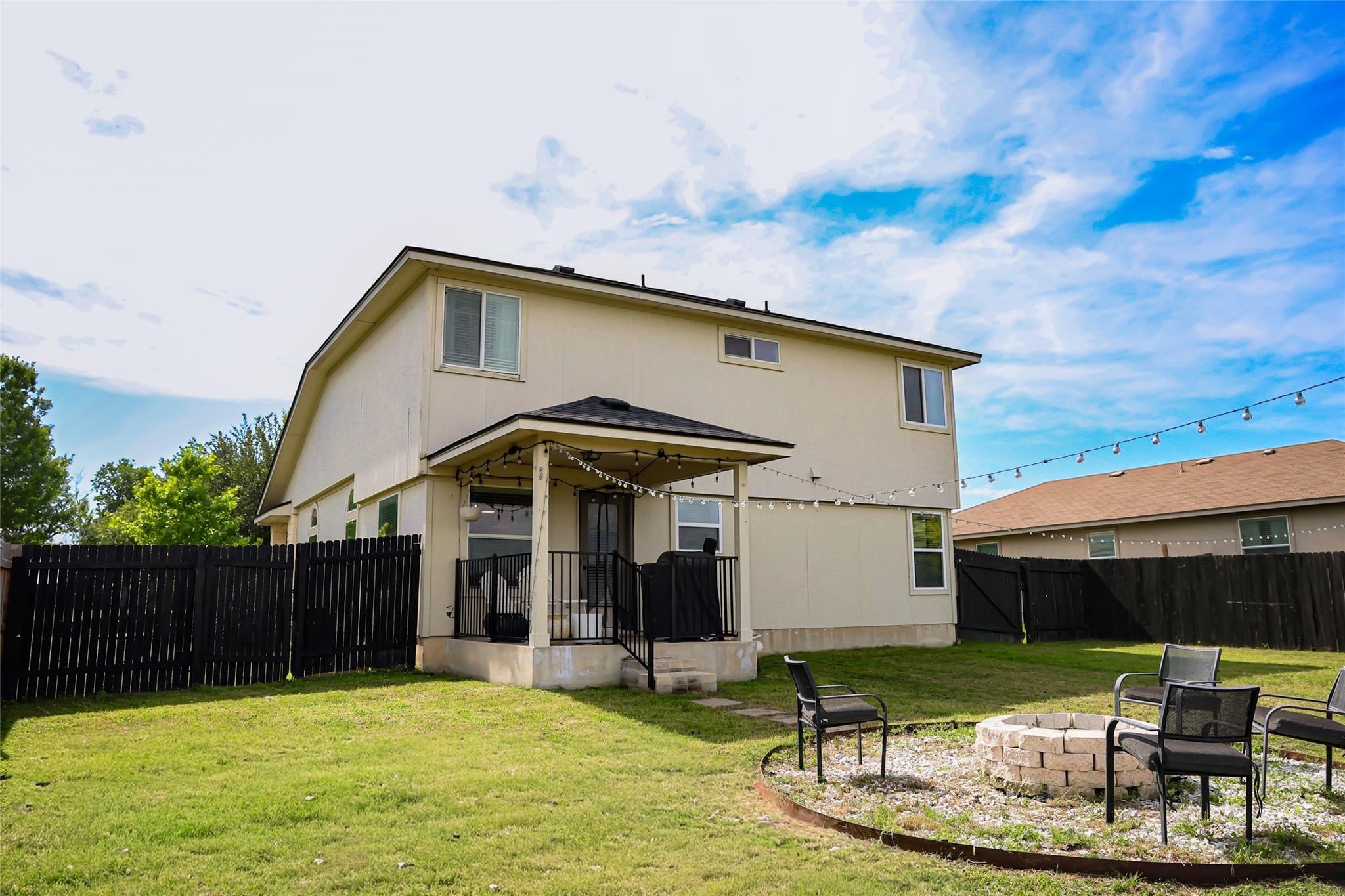 214 Lidell St, Hutto, TX 78634