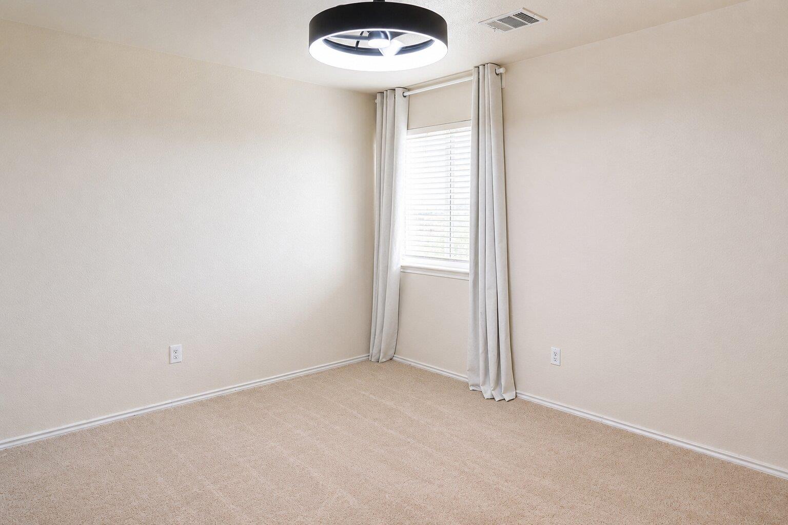 214 Lidell St, Hutto, TX 78634