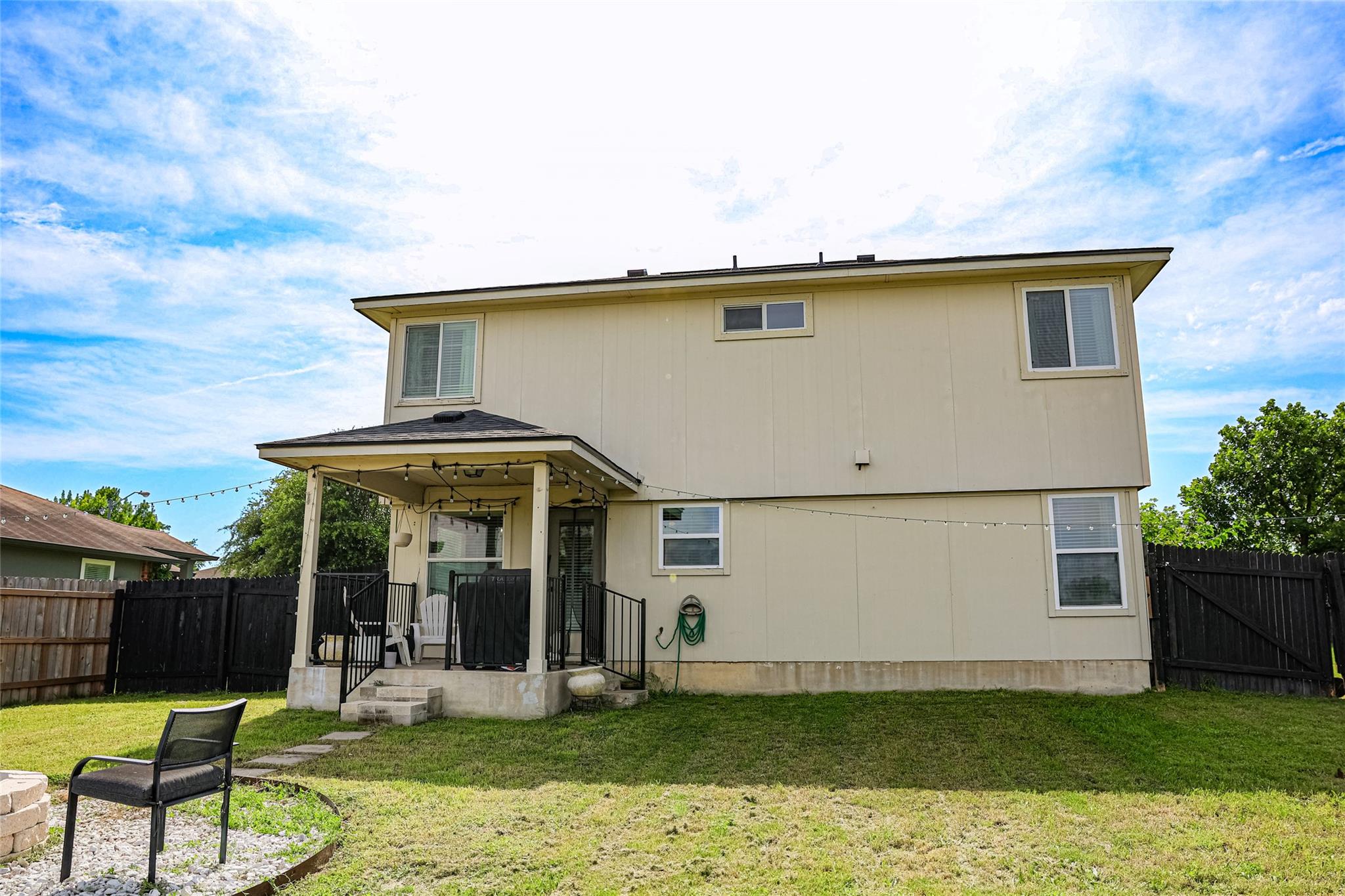 214 Lidell St, Hutto, TX 78634