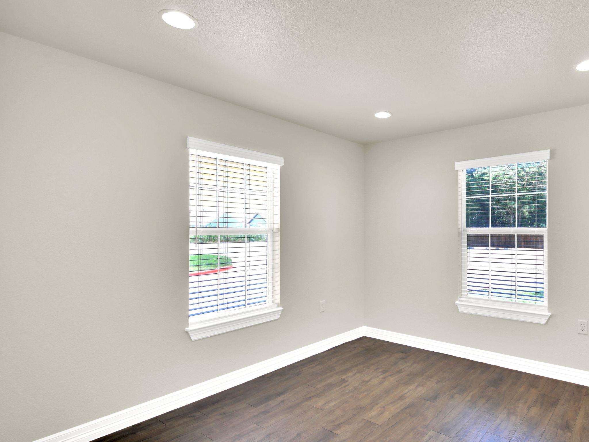 404 Carlos G Parker Blvd NW, Taylor, TX 76574