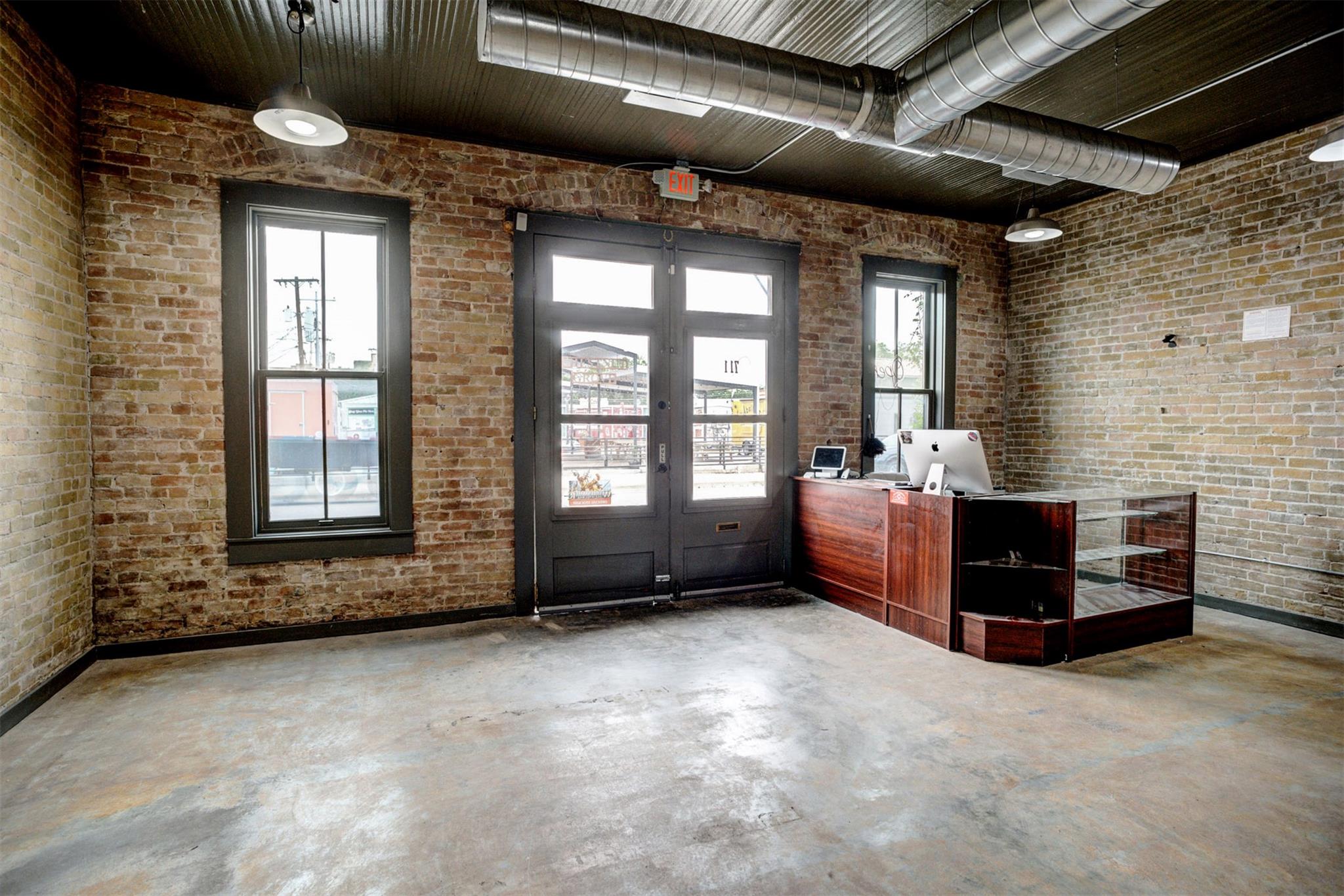 711 Chestnut St, Bastrop, TX 78602