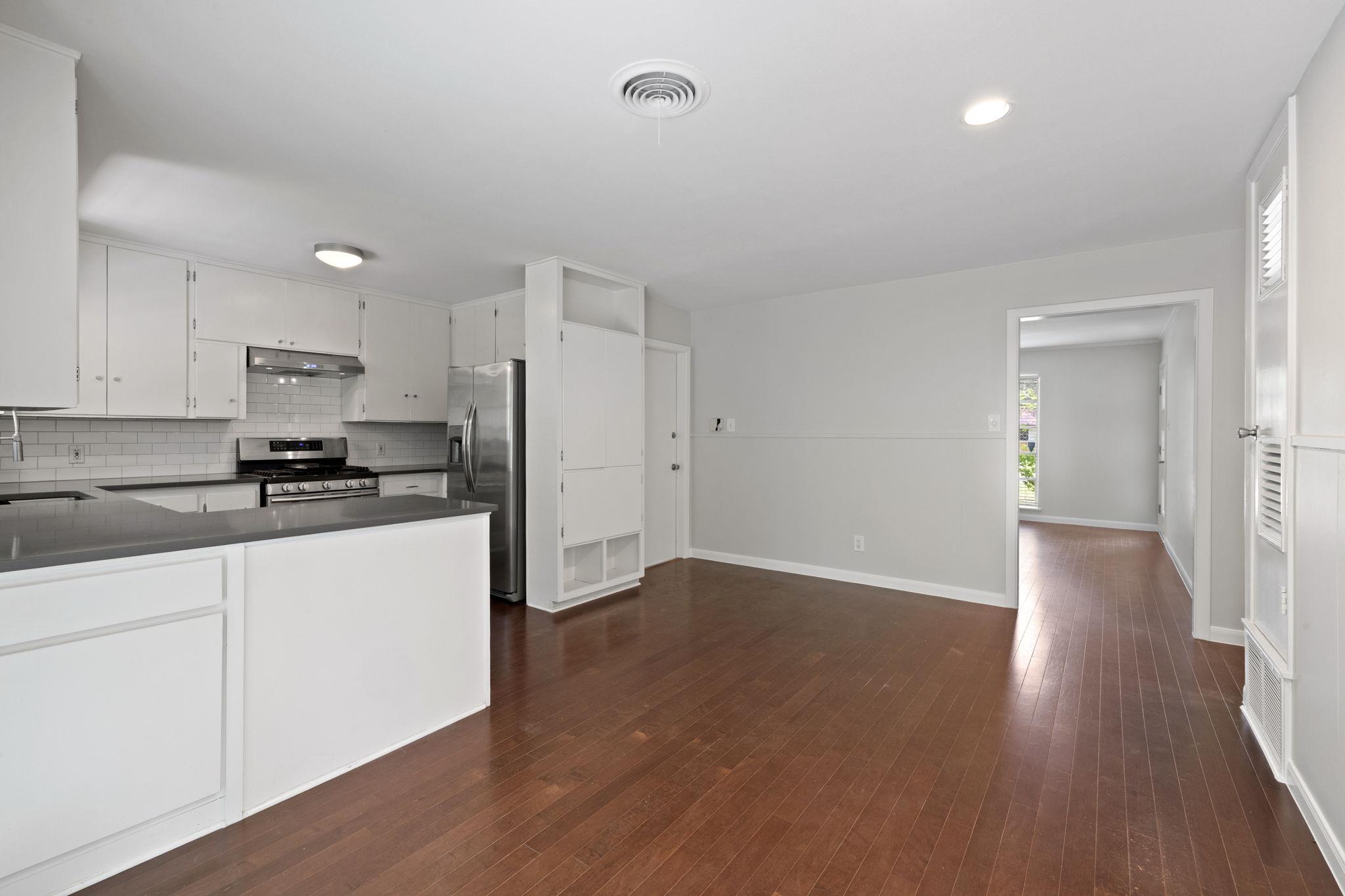 2015 Fair Oaks Dr, Austin, TX 78745