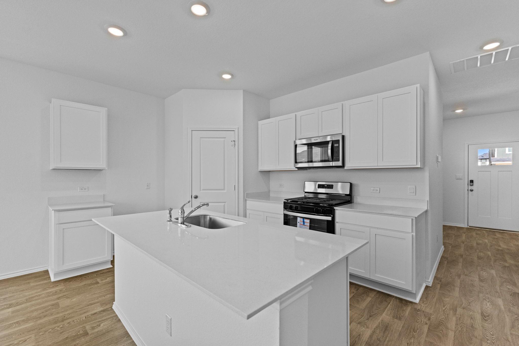 306 Santo Domingo Rd, Bastrop, TX 78602