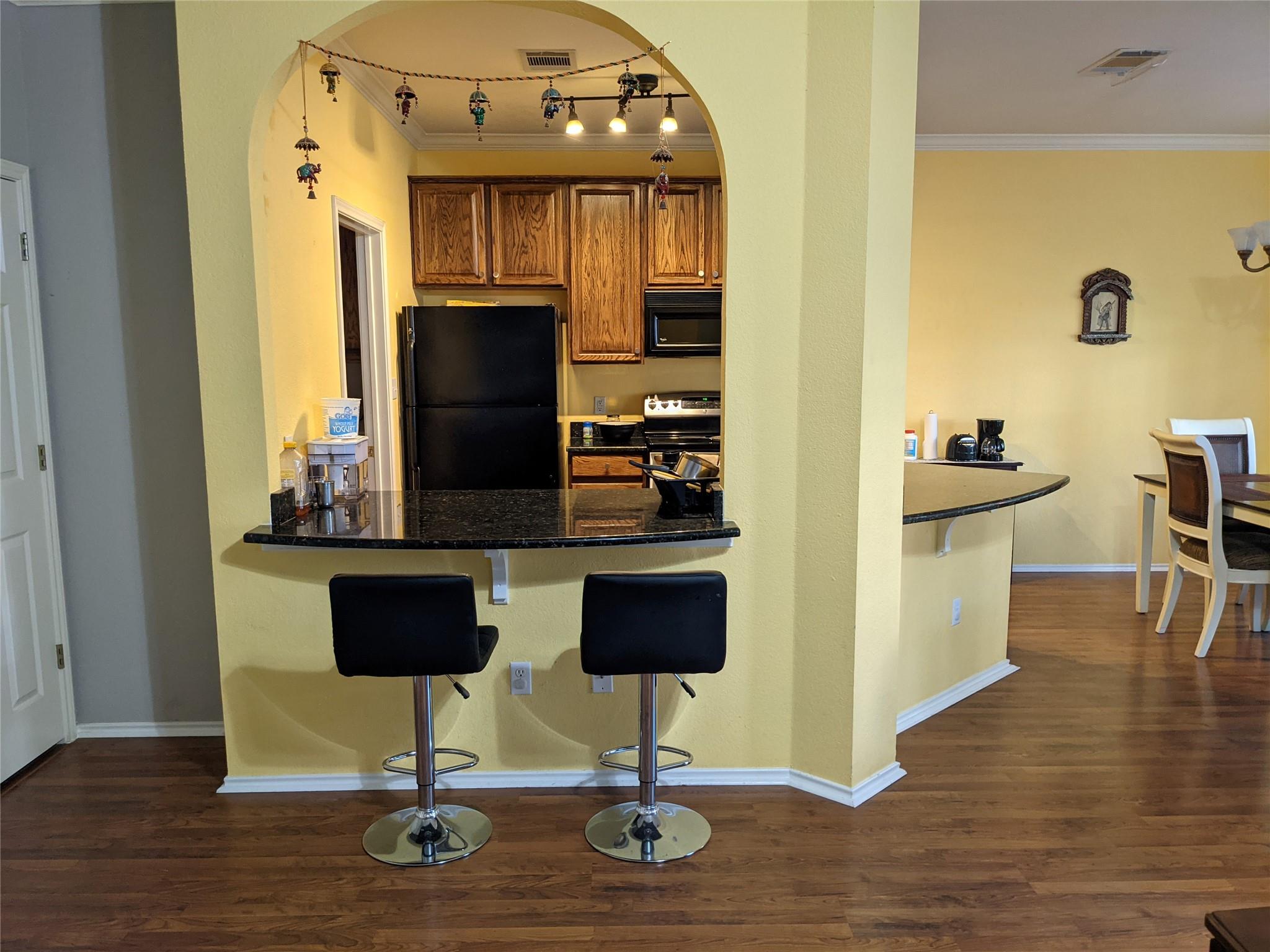 4501 Whispering Valley Dr # 7, Austin, TX 78727