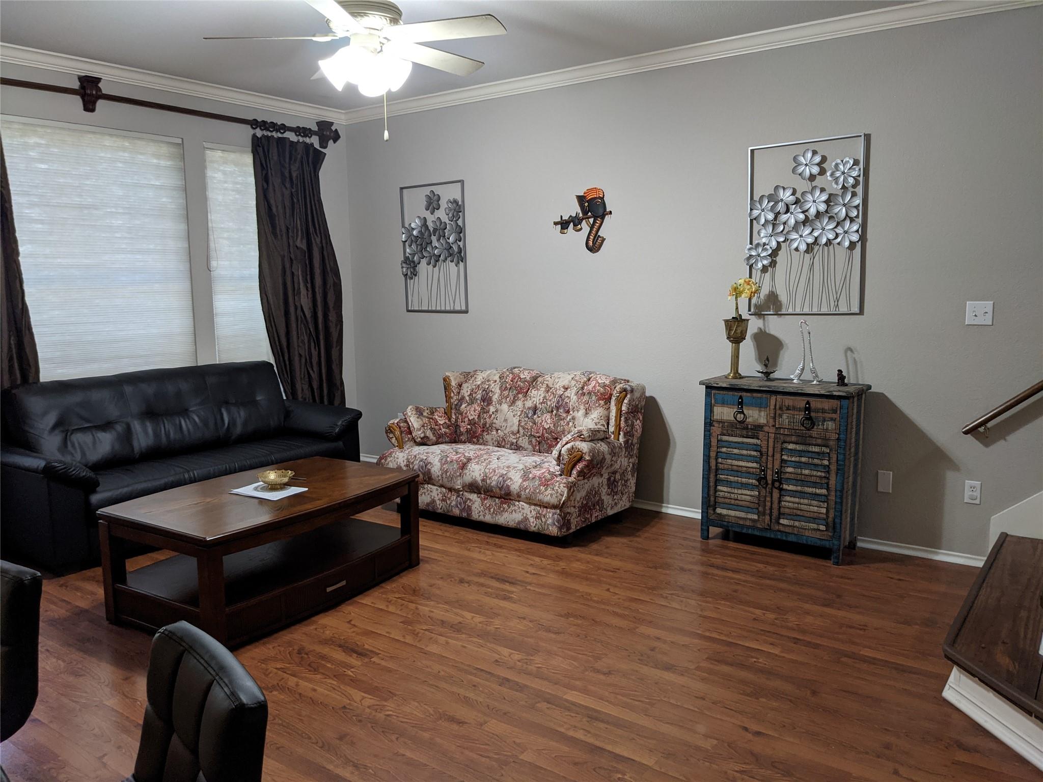 4501 Whispering Valley Dr # 7, Austin, TX 78727