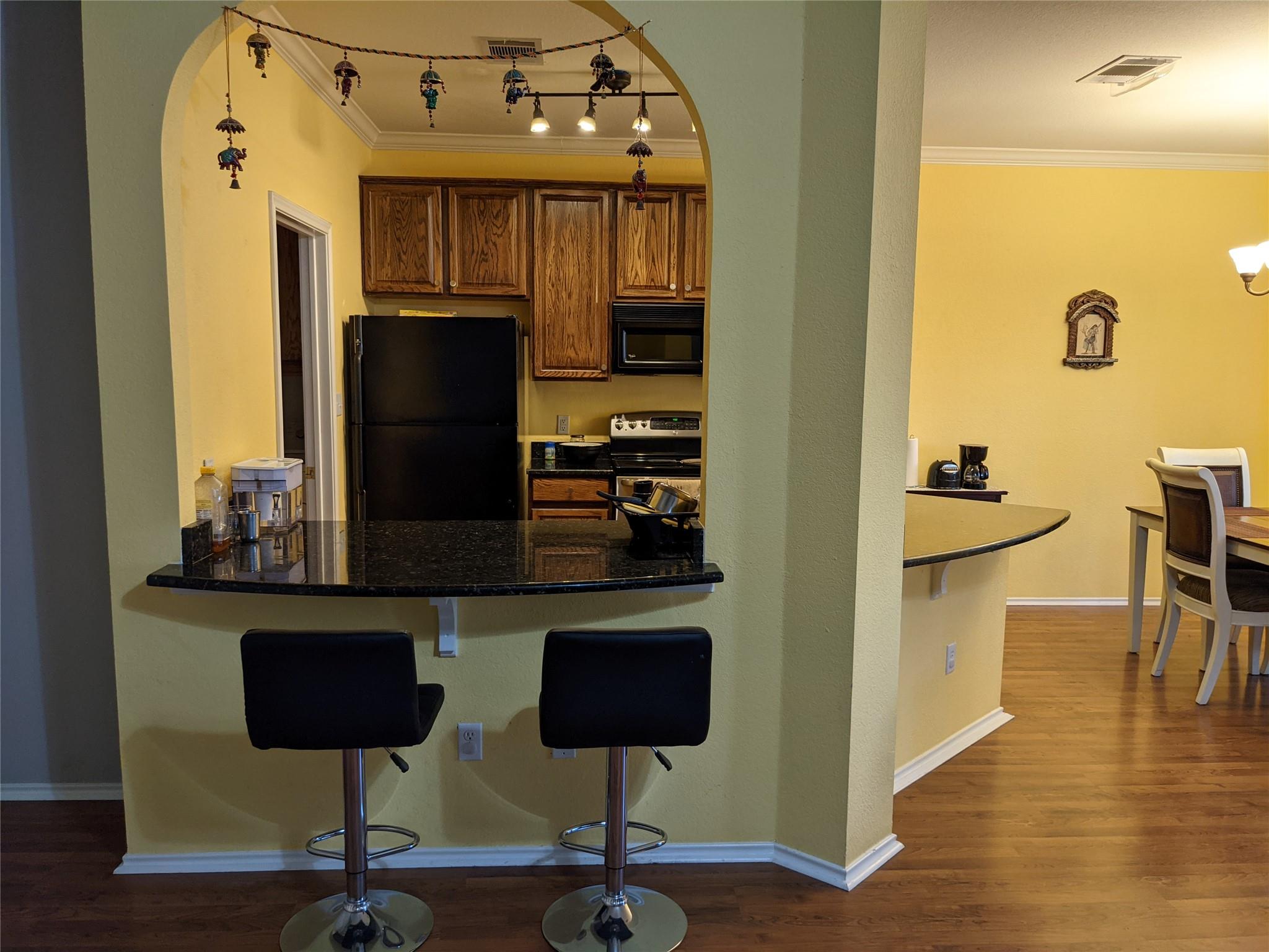 4501 Whispering Valley Dr # 7, Austin, TX 78727