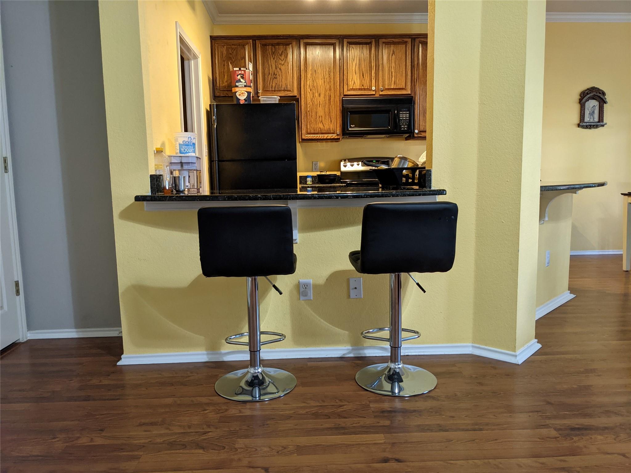 4501 Whispering Valley Dr # 7, Austin, TX 78727