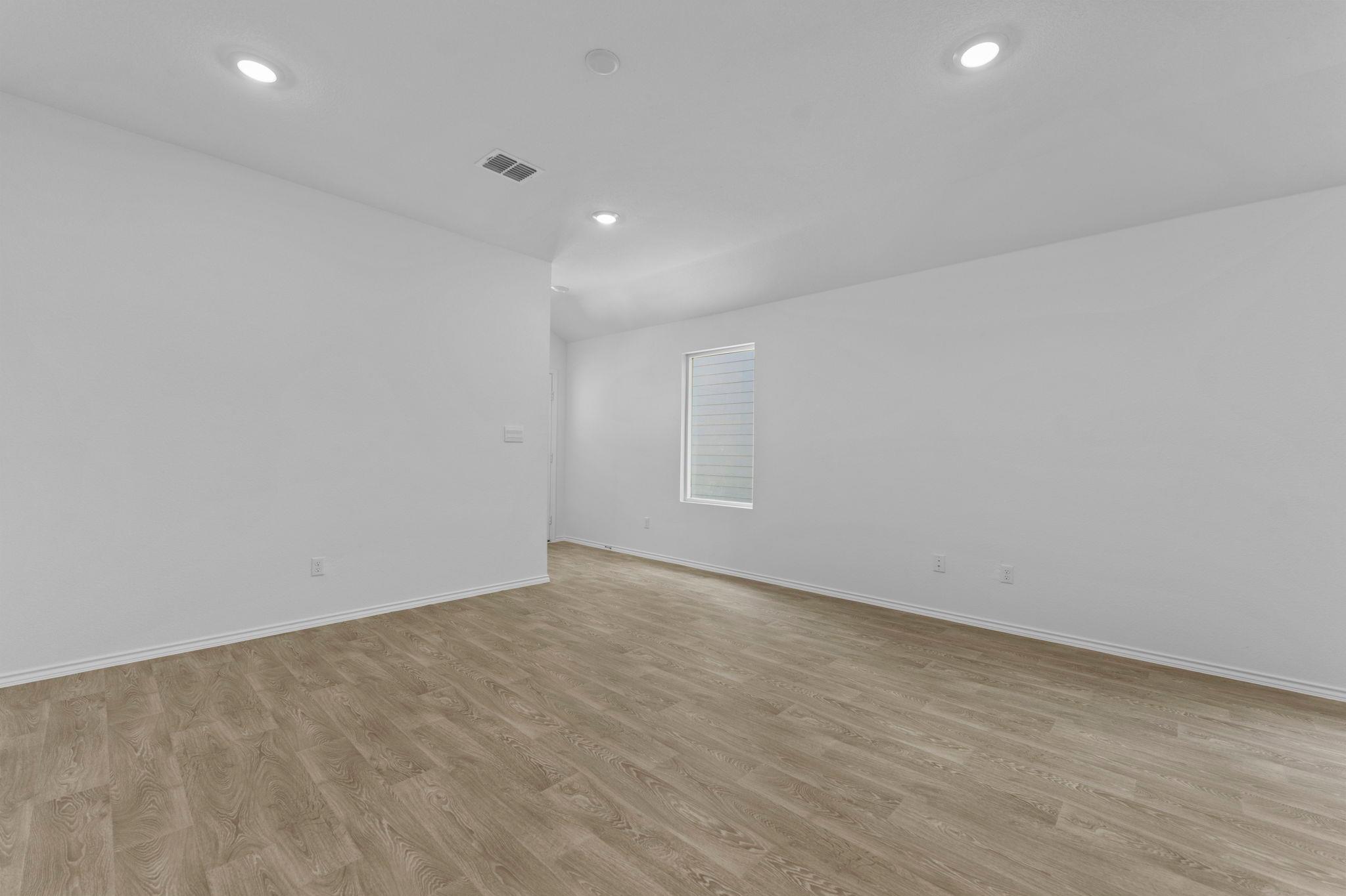 320 Nizao Ln, Bastrop, TX 78602