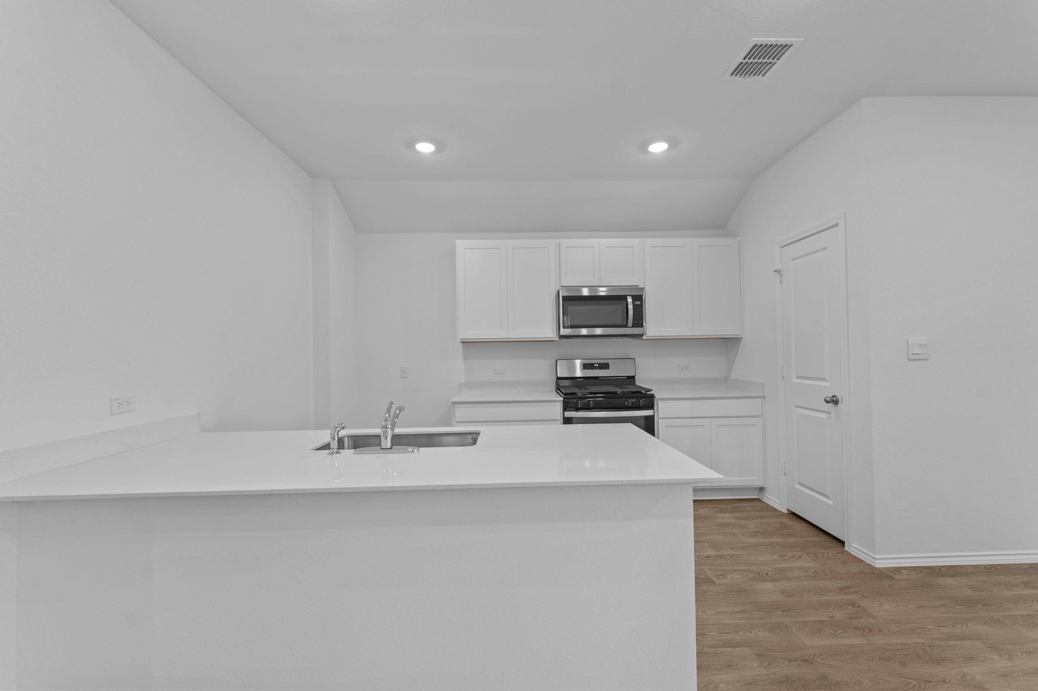 320 Nizao Ln, Bastrop, TX 78602