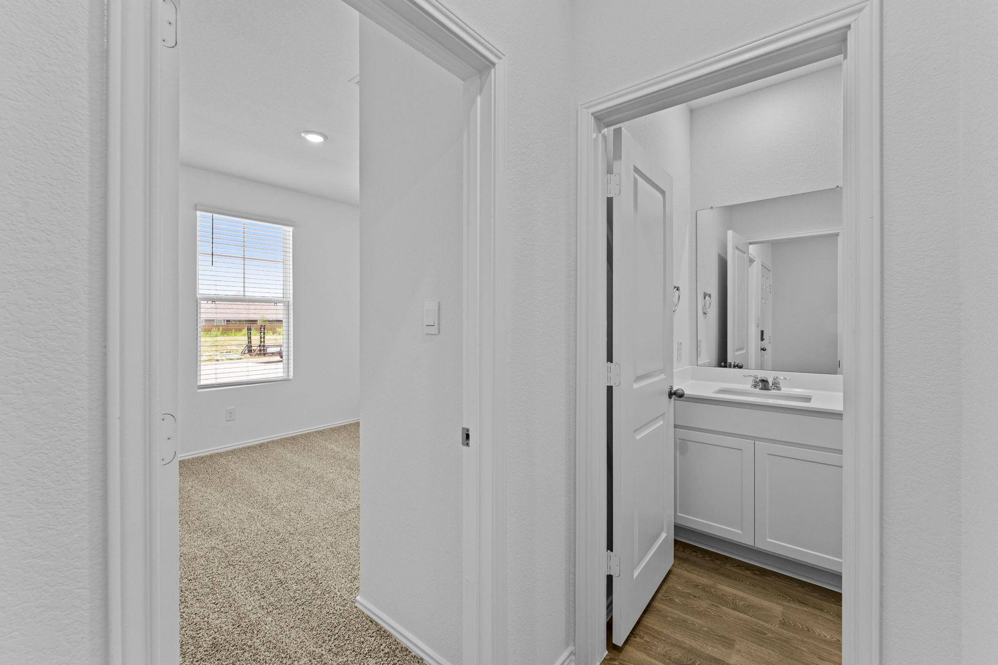 181 B HARRISON Xing, Uhland, TX 78640