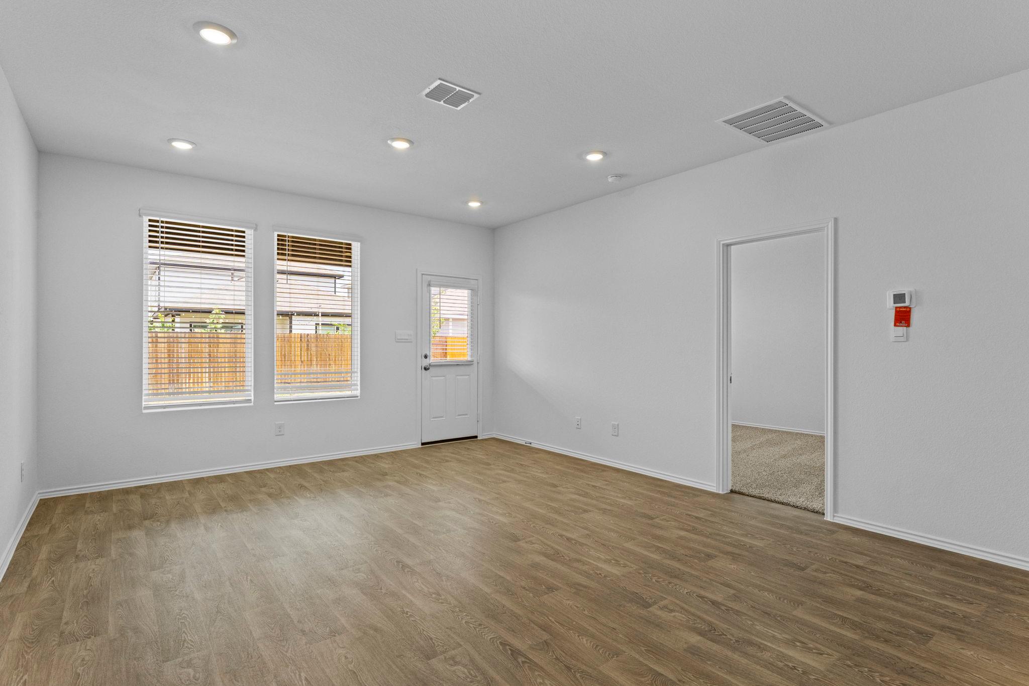 181 B HARRISON Xing, Uhland, TX 78640
