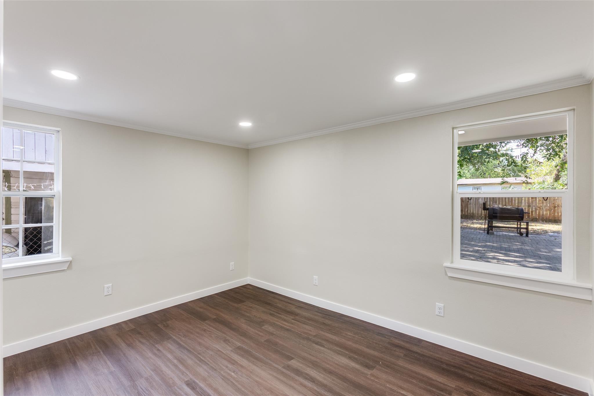 1118 Spur St, Austin, TX 78721