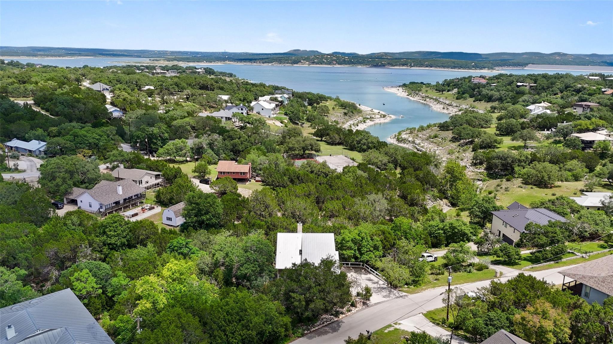 971 Barbara Dr, Canyon Lake, TX 78133