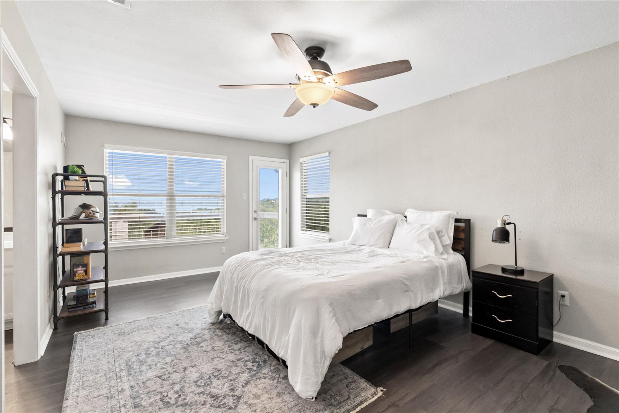 971 Barbara Dr, Canyon Lake, TX 78133