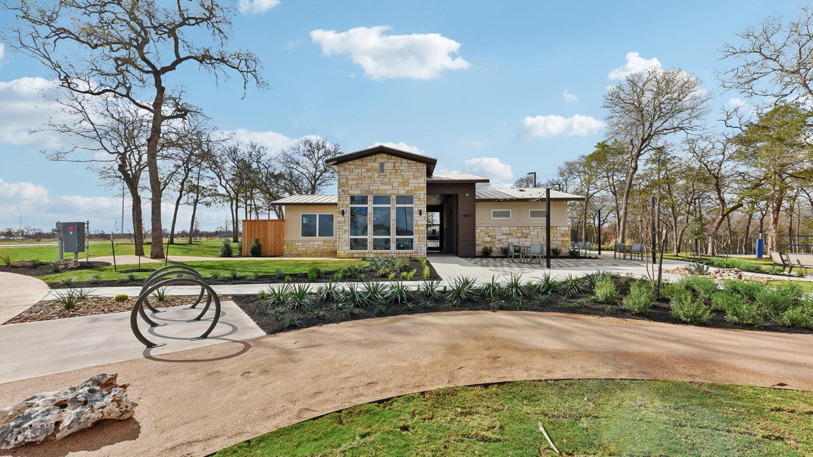 363 San Juan Trl, Bastrop, TX 78602
