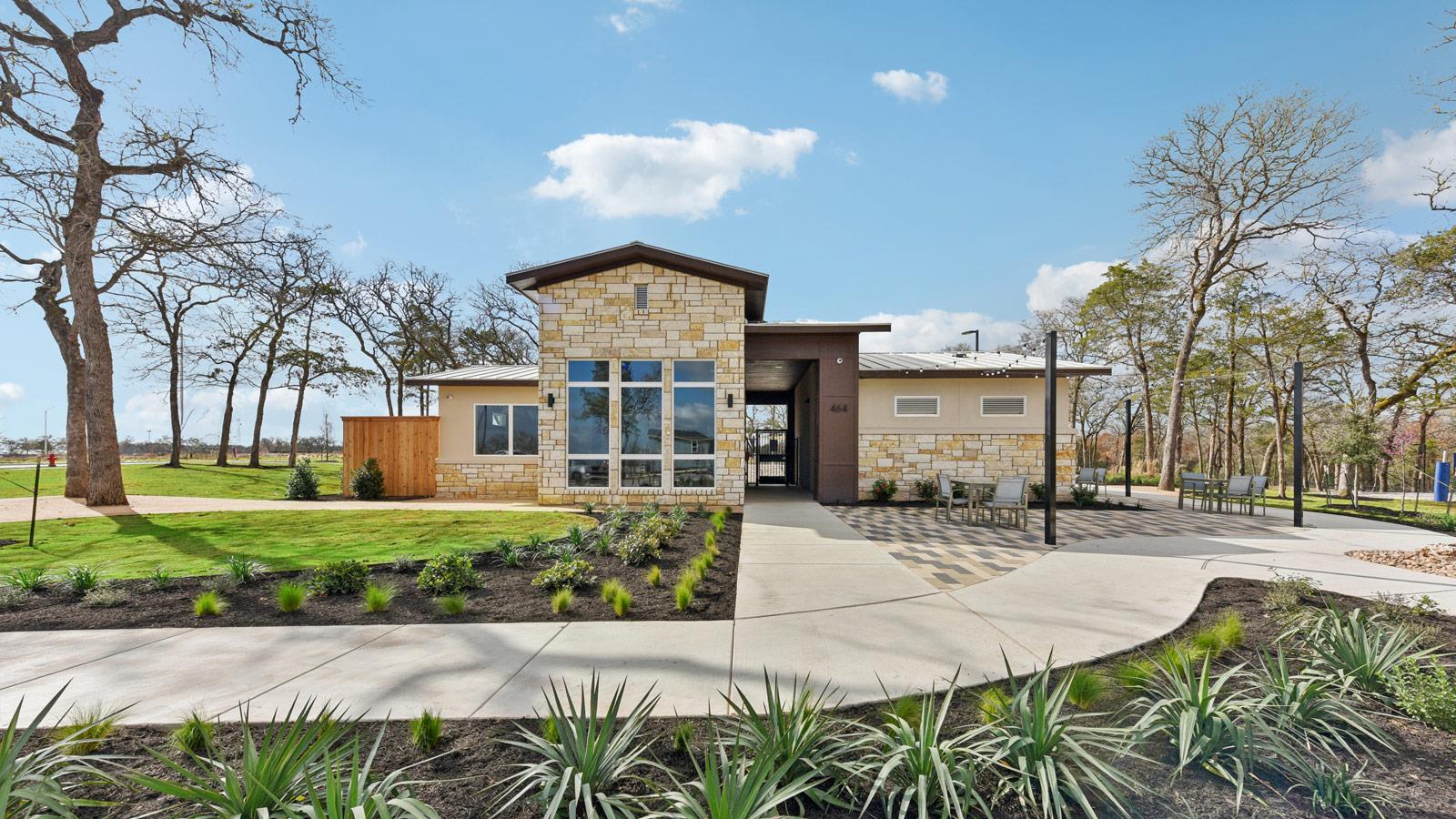 363 San Juan Trl, Bastrop, TX 78602