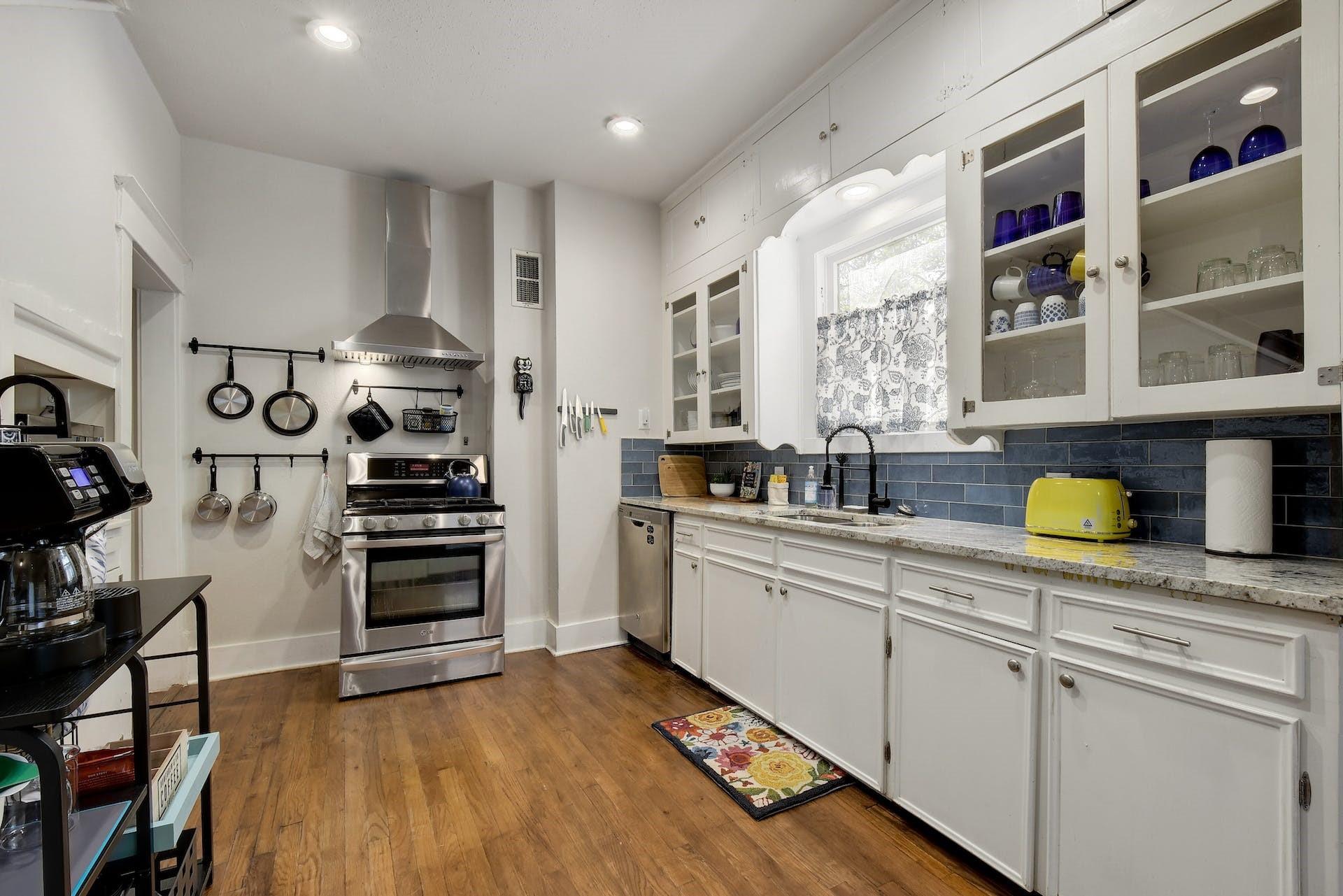 712 E 44th St # A, Austin, TX 78751