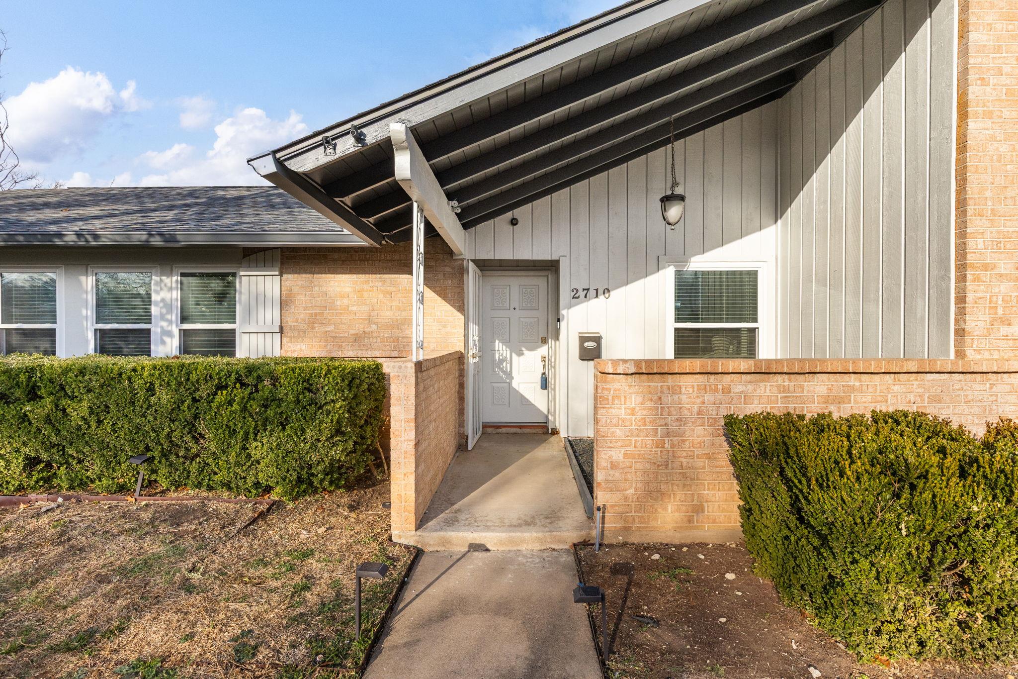2710 Thrushwood Dr, Austin, TX 78757
