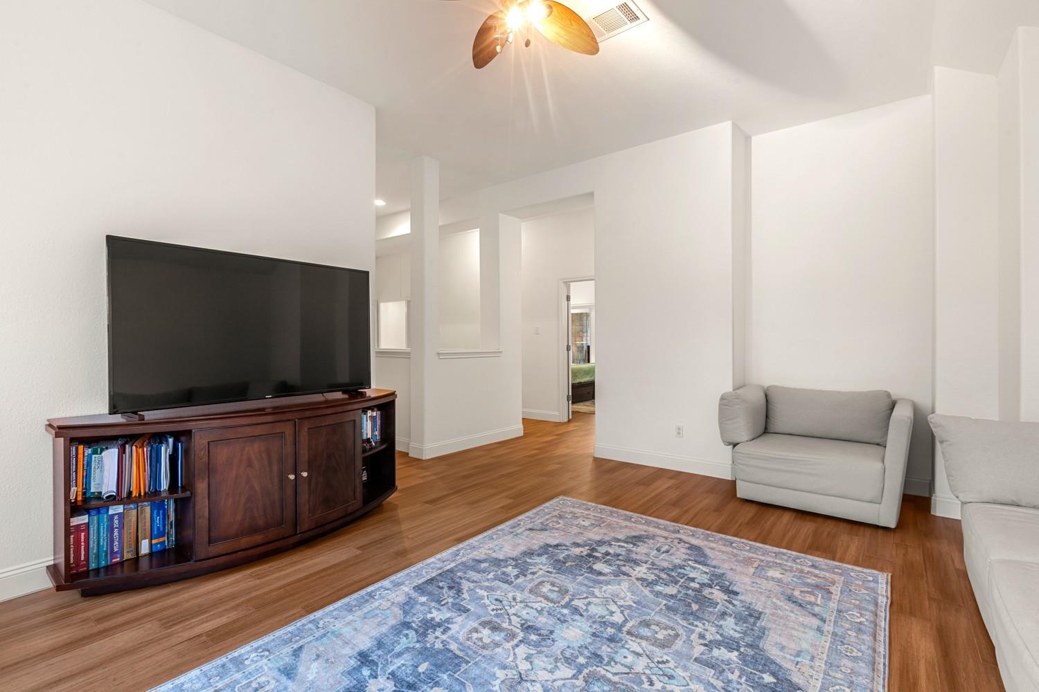 10305 Channel Island Dr, Austin, TX 78747