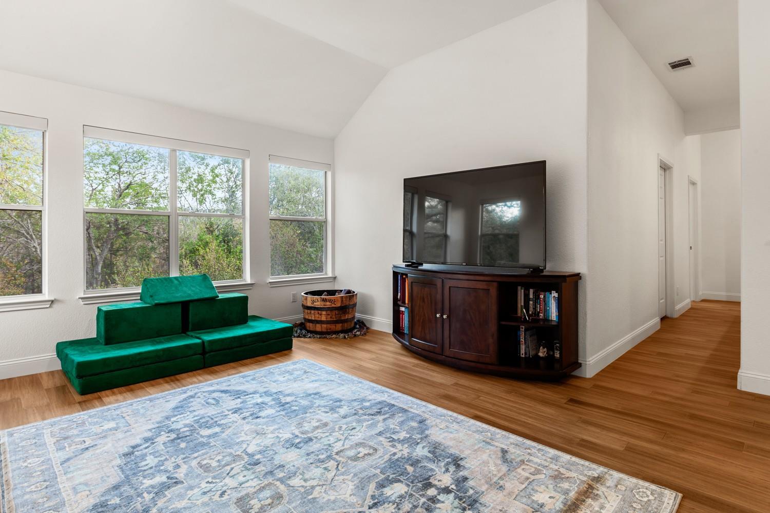 10305 Channel Island Dr, Austin, TX 78747