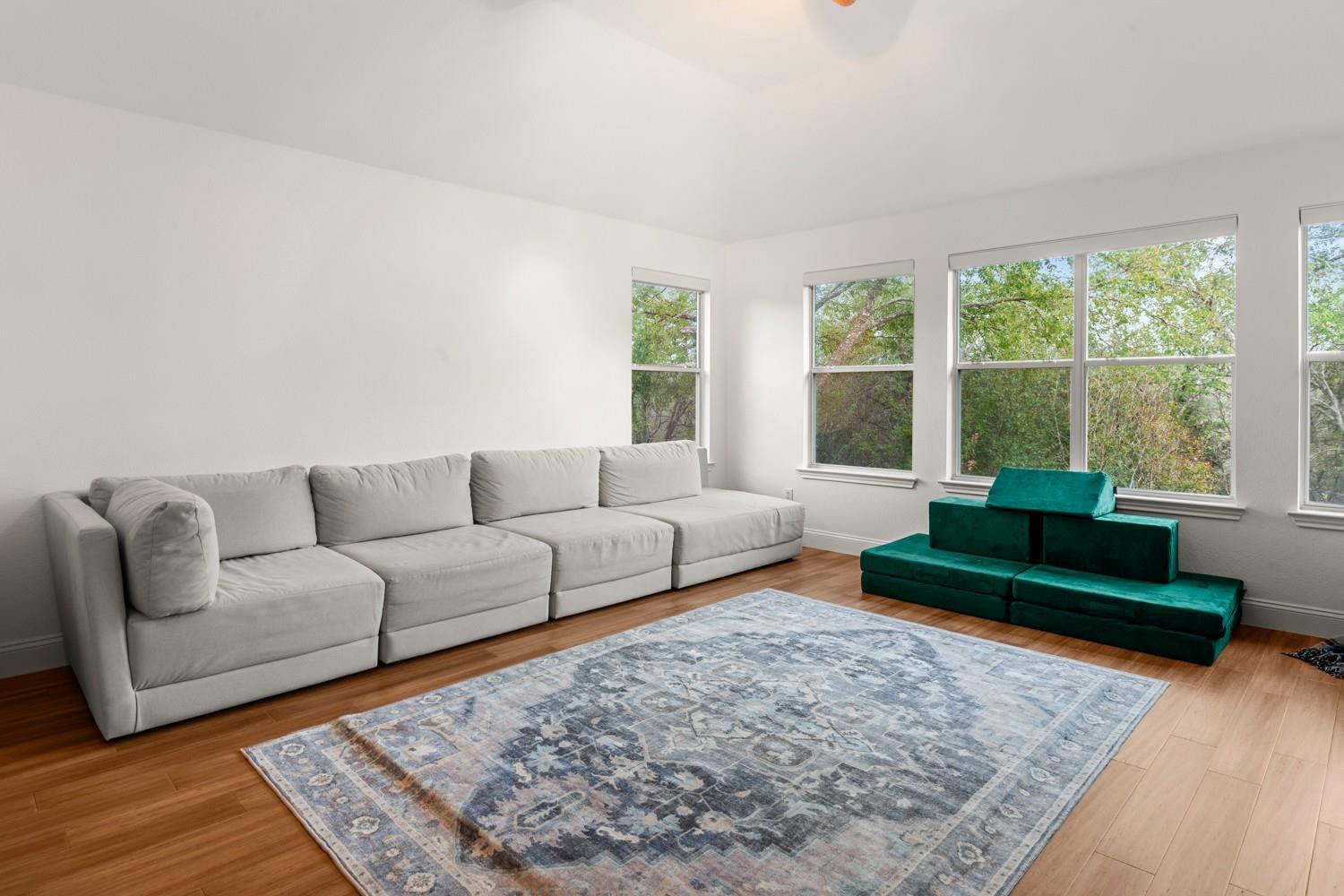 10305 Channel Island Dr, Austin, TX 78747