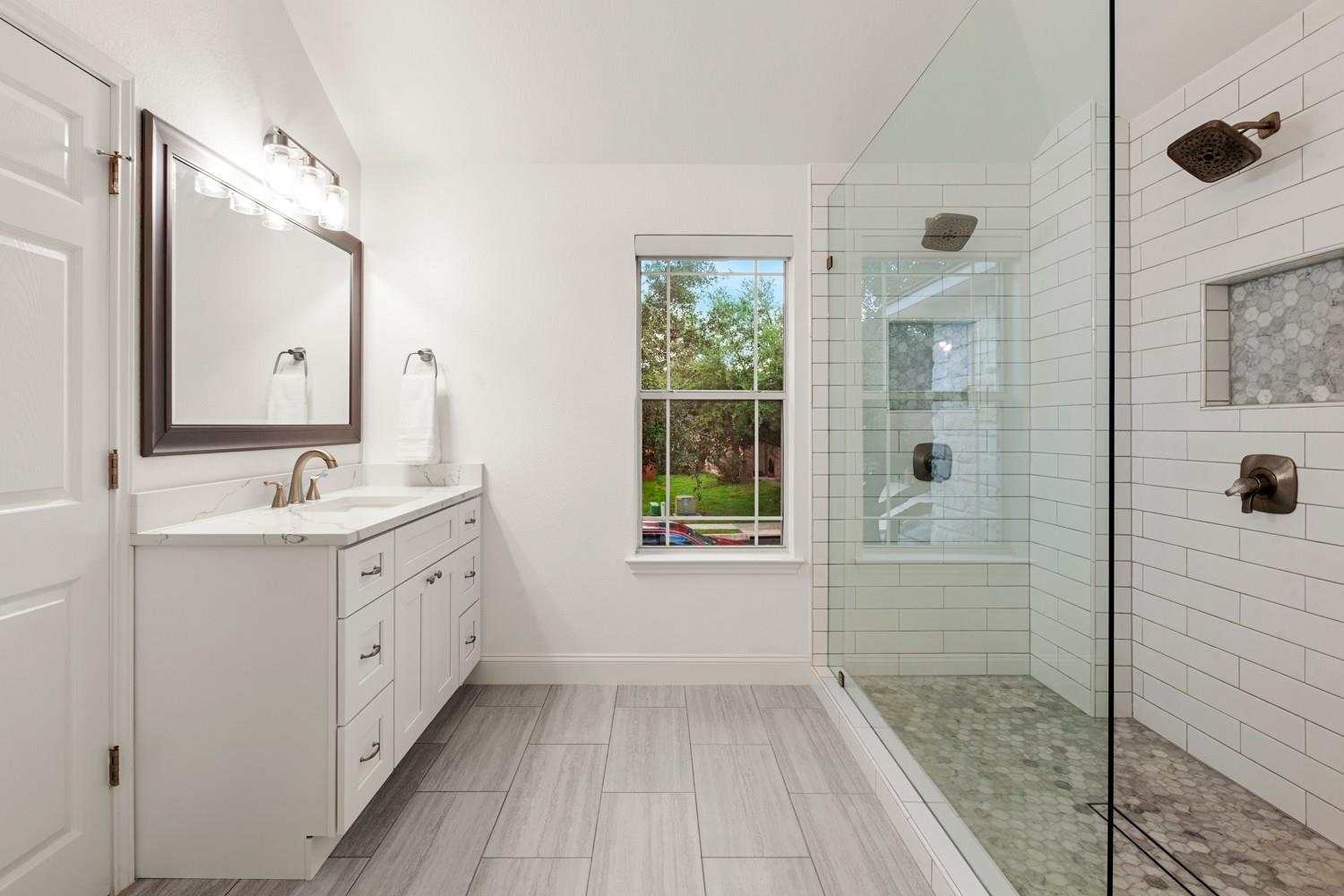 10305 Channel Island Dr, Austin, TX 78747