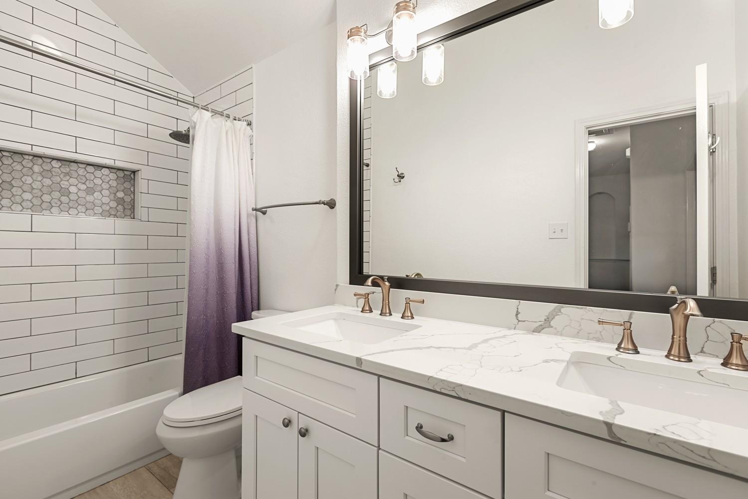 10305 Channel Island Dr, Austin, TX 78747