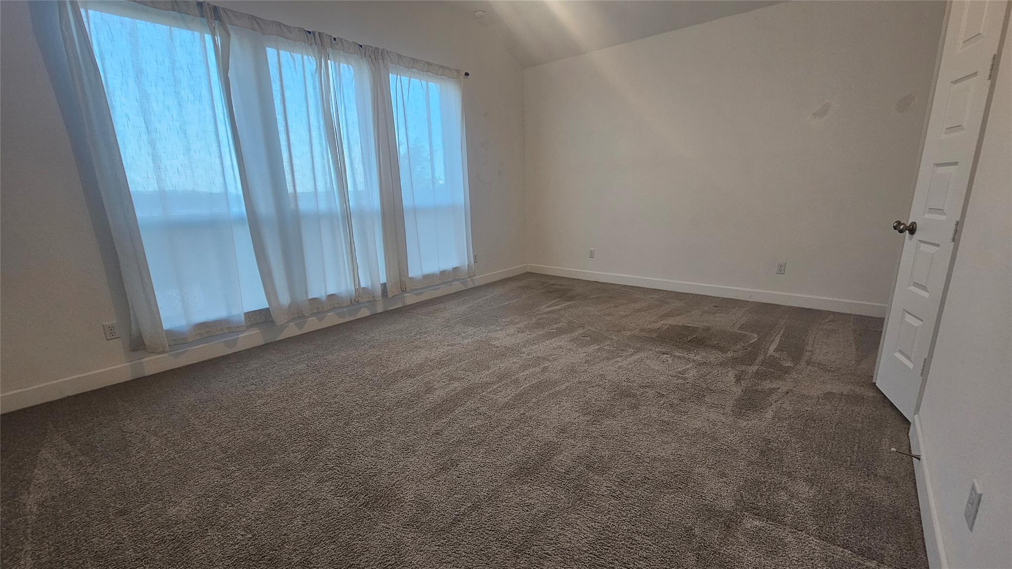 145 Cyrus Milton Dr, Buda, TX 78610