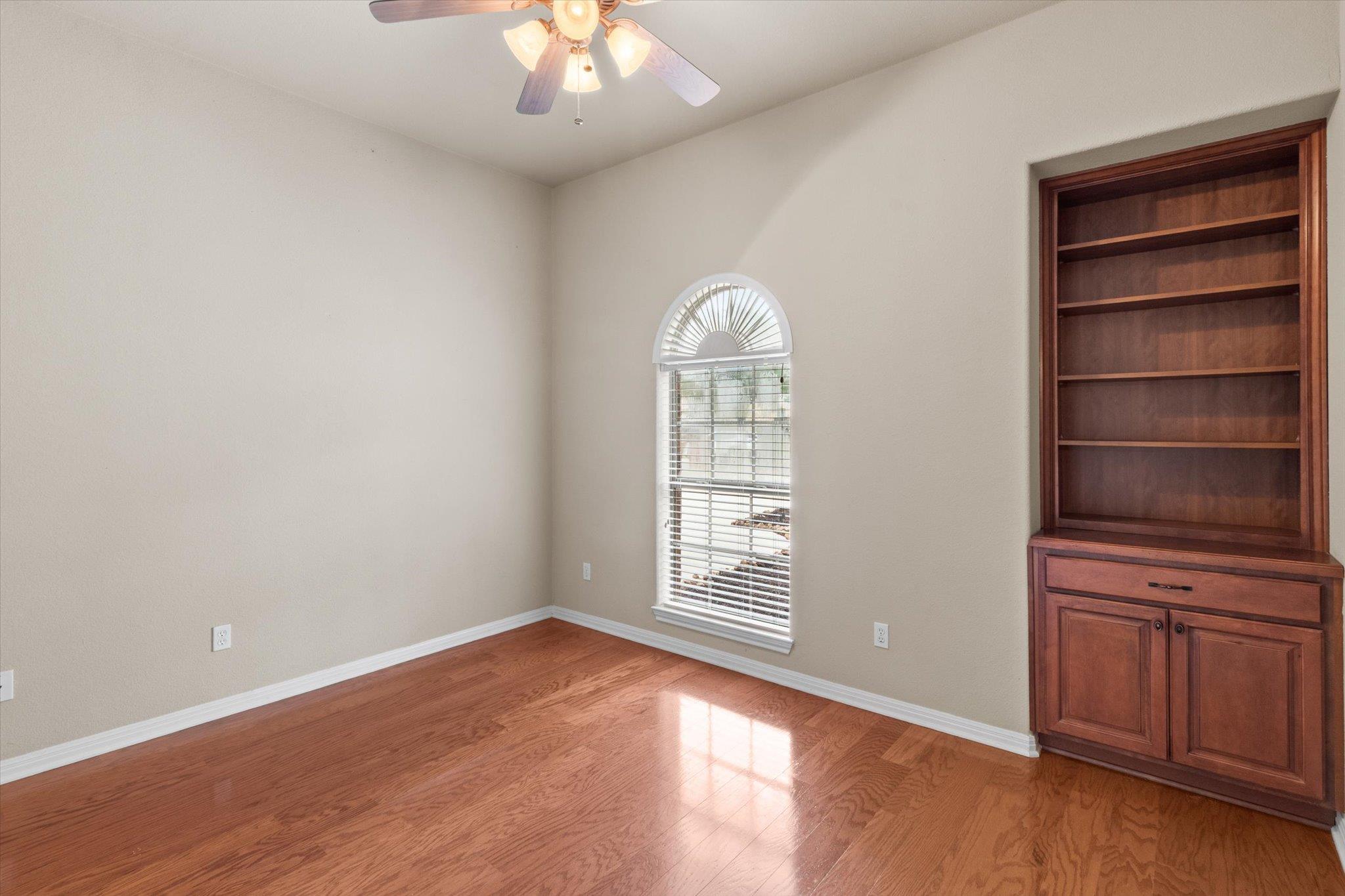 2560 Deer Stand Loop, San Marcos, TX 78666