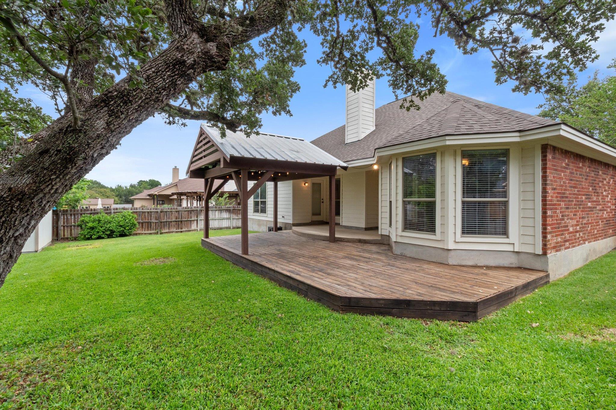 2560 Deer Stand Loop, San Marcos, TX 78666