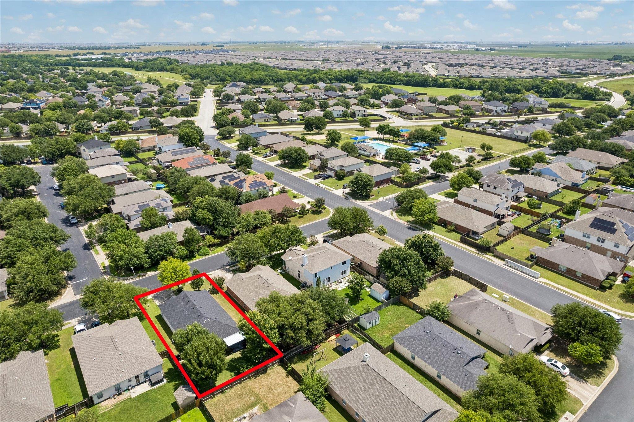 200 Bubbling Brook Dr, Hutto, TX 78634
