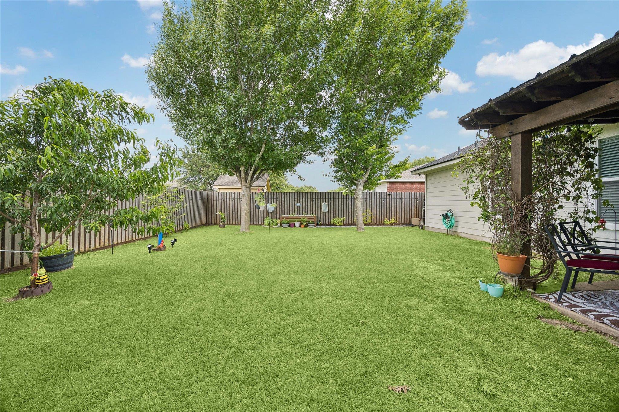 200 Bubbling Brook Dr, Hutto, TX 78634